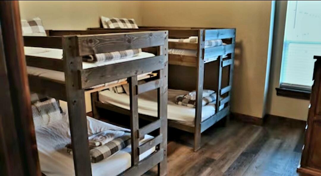 410 Lakefront Drive Property Photo 19