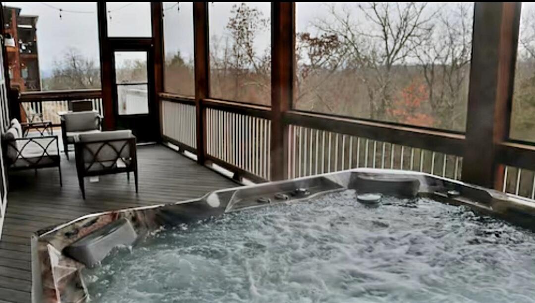 410 Lakefront Drive Property Photo 32