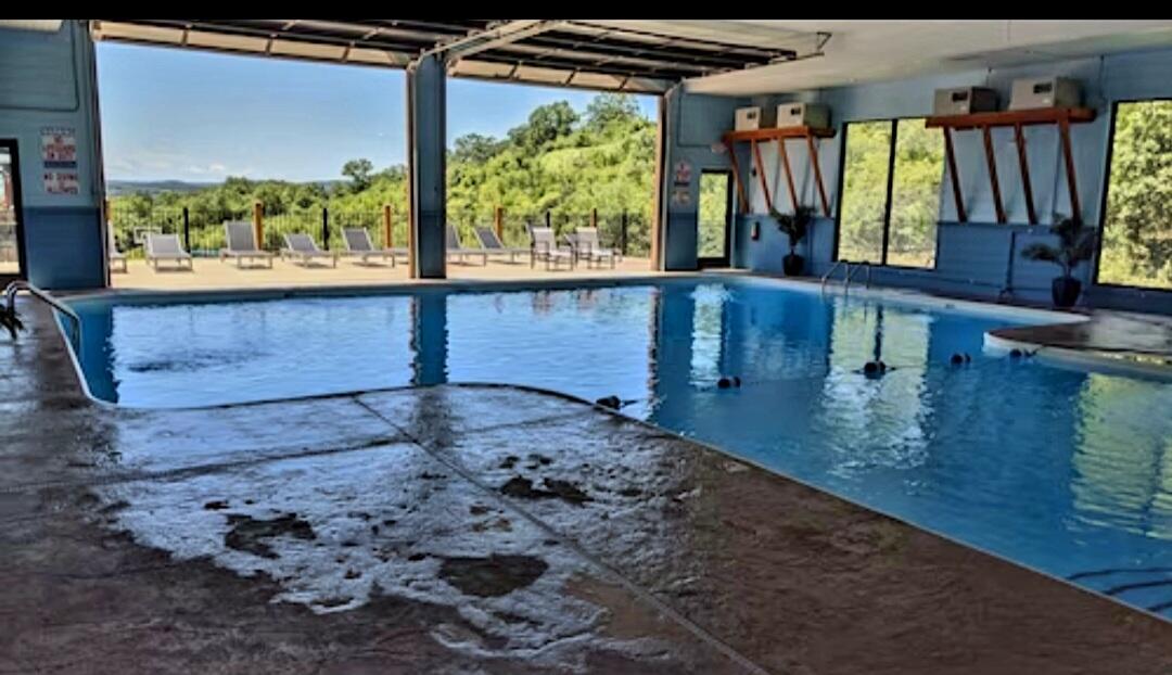 410 Lakefront Drive Property Photo 34