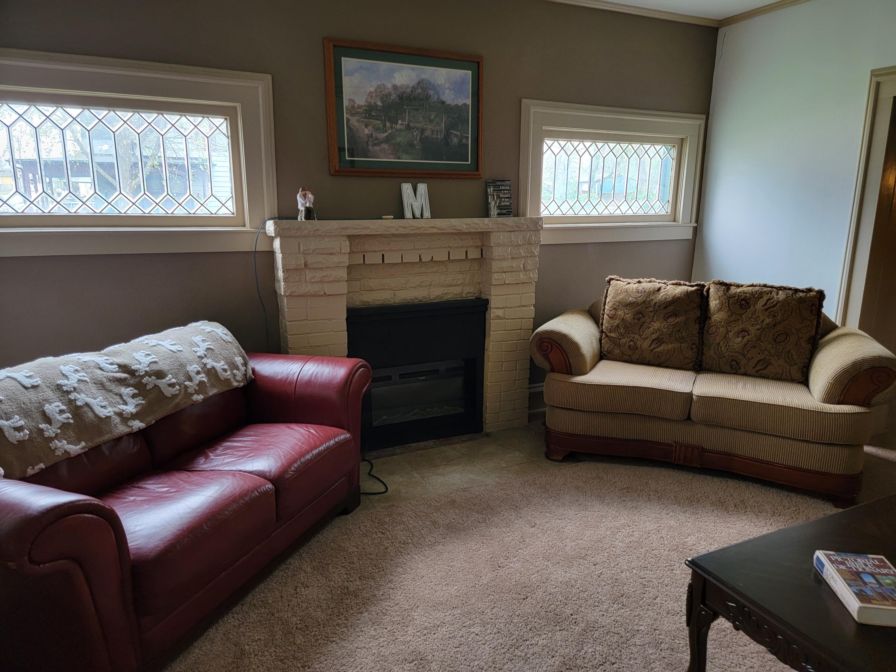 501 Wells Street Street Property Photo 15