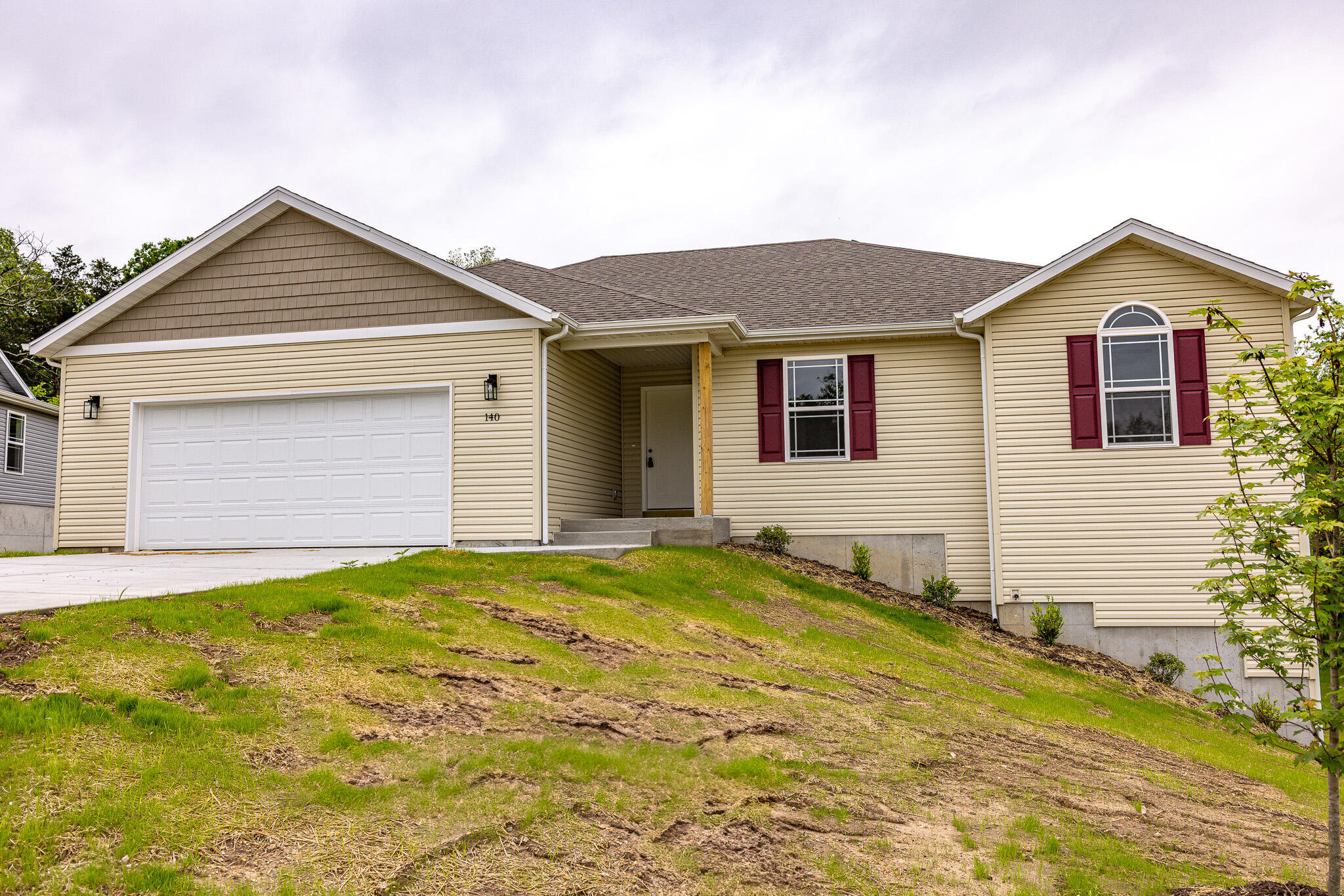 140 Blue Spruce Drive Drive Property Photo 3