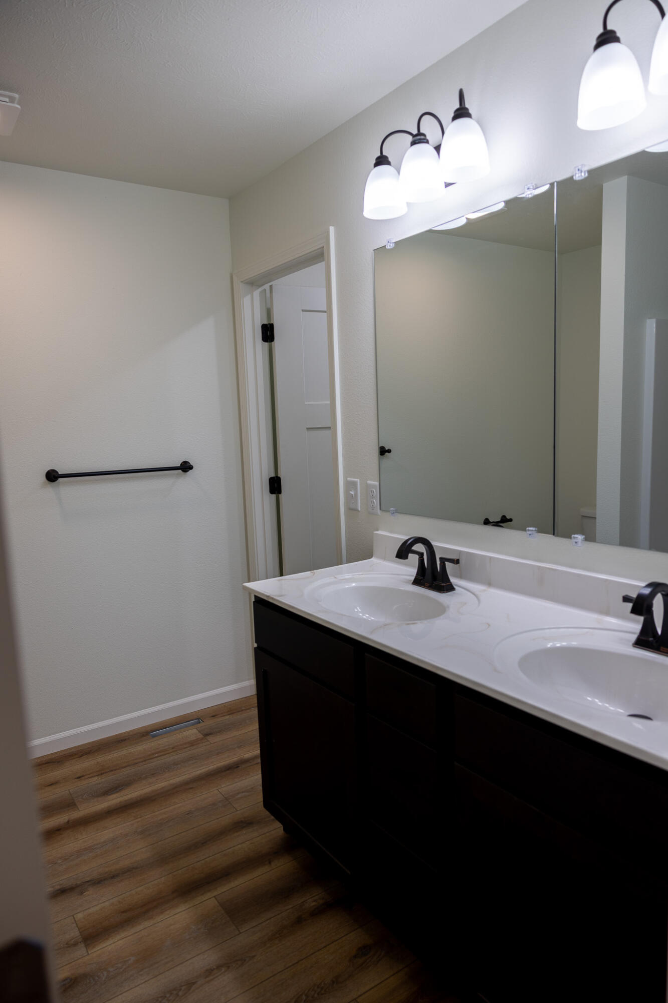 140 Blue Spruce Drive Drive Property Photo 17