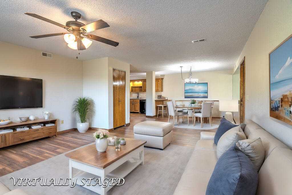 150 Sunken Forest Drive Property Photo