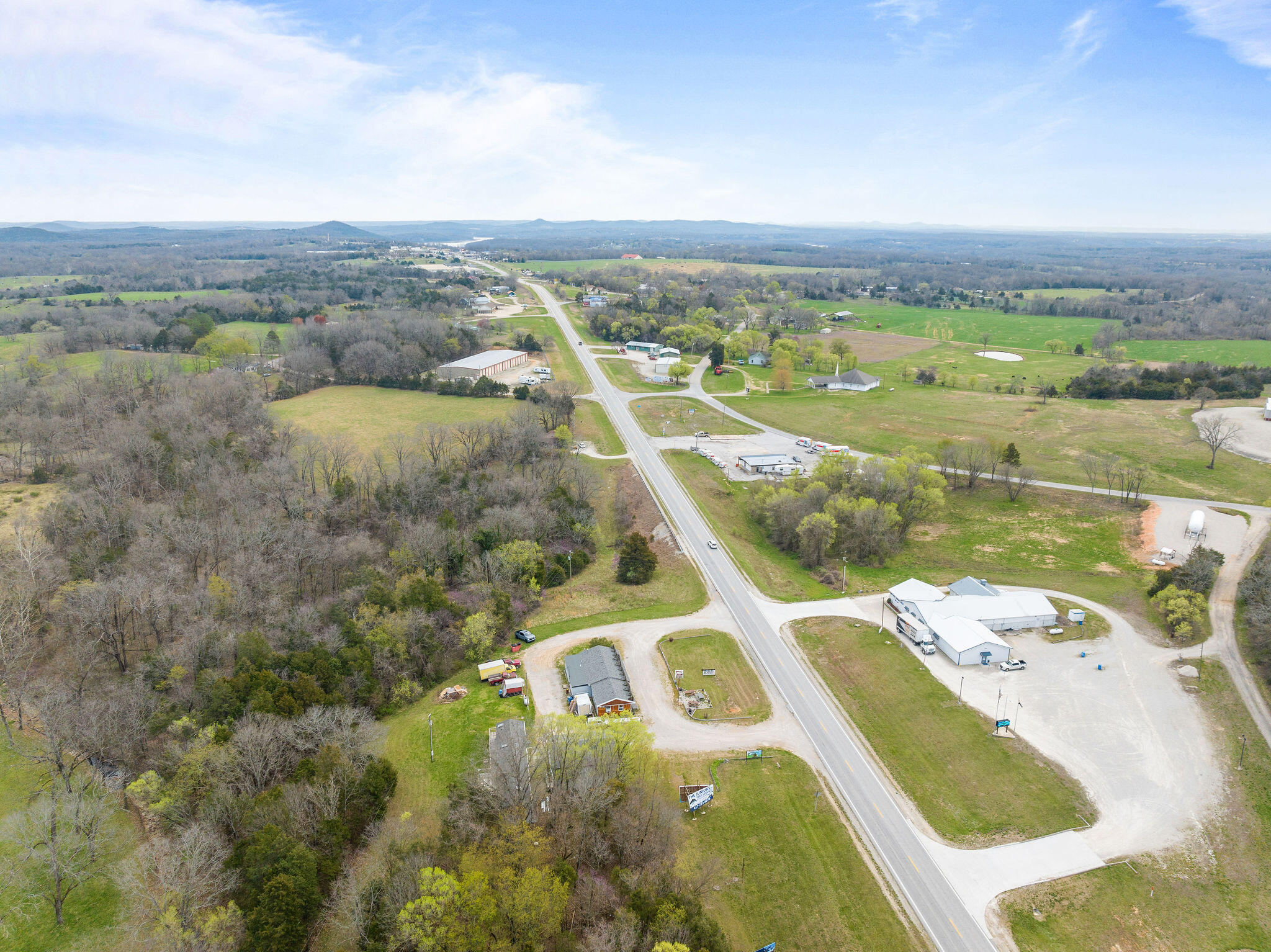23590 State Hwy 39 Property Photo 10