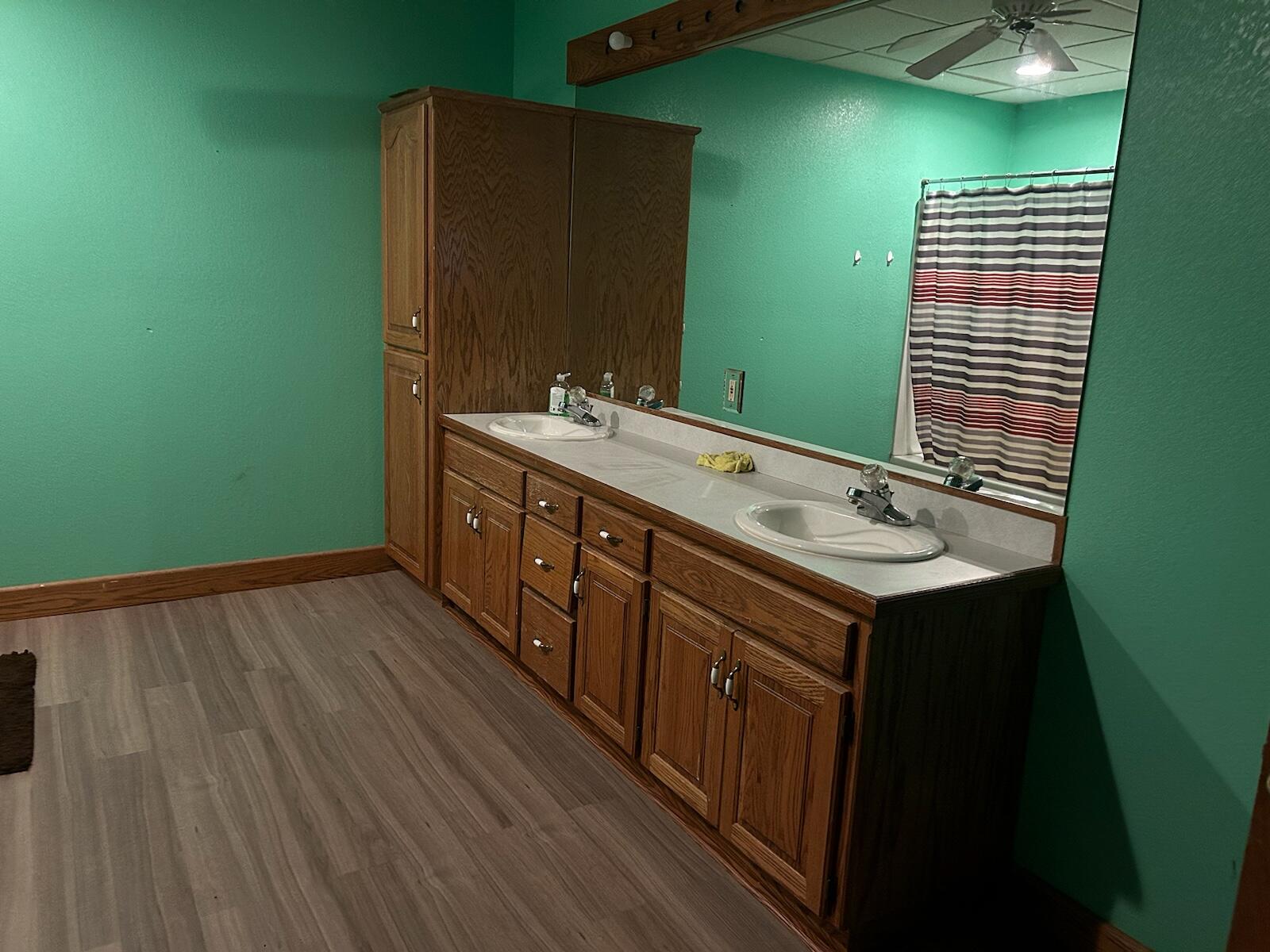 15 East Olive Street Property Photo 54
