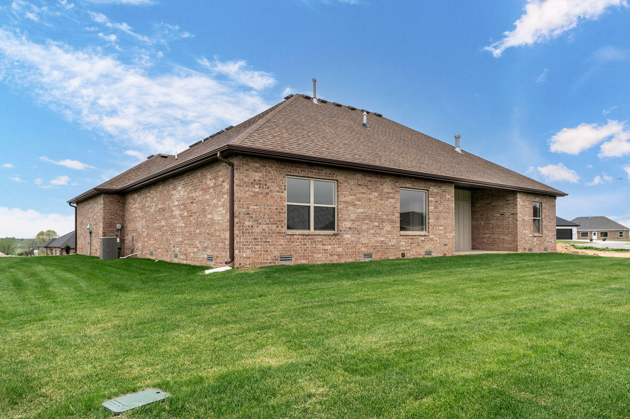 1085 West Franklin Court Property Photo 6