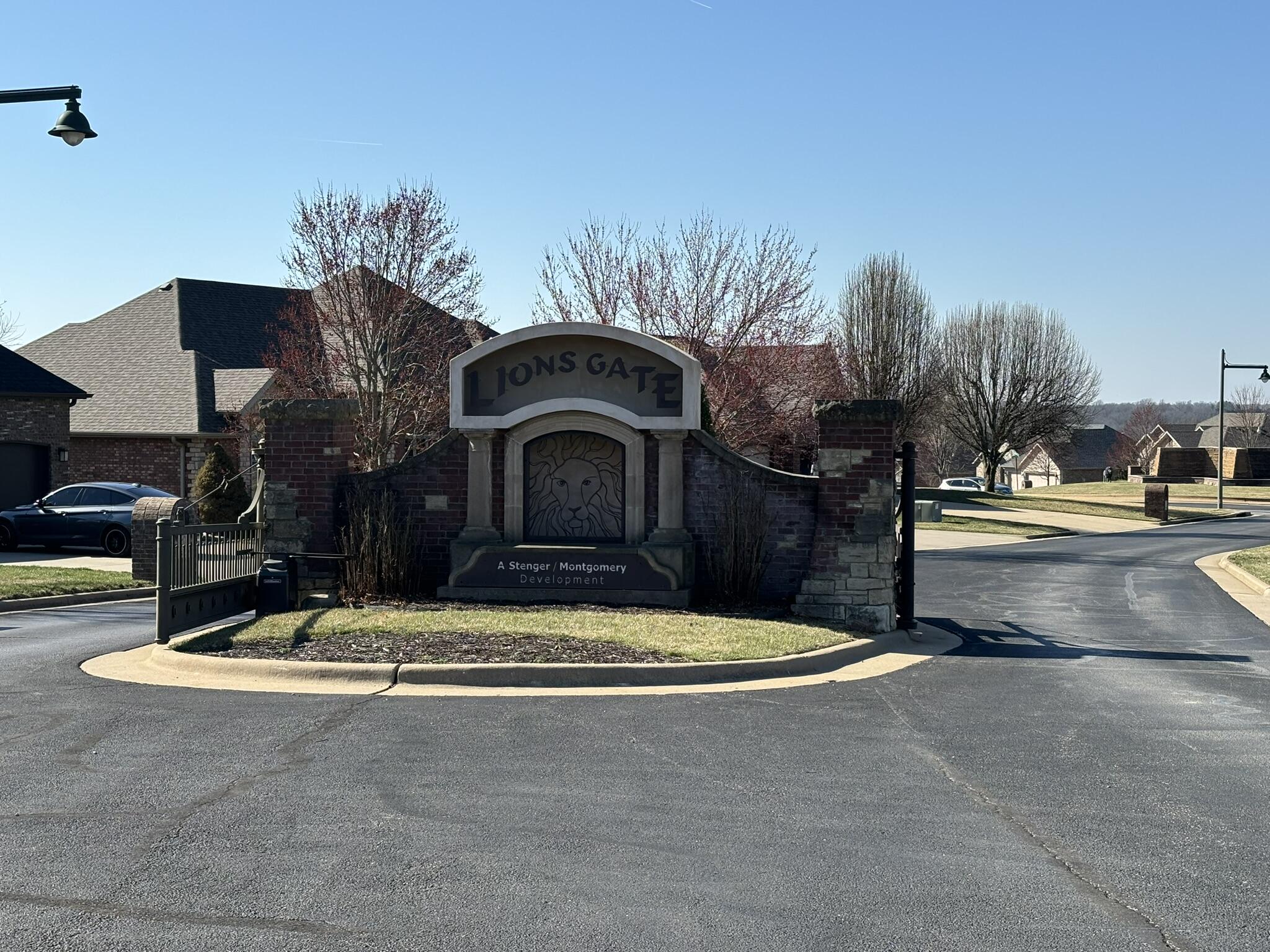 1085 West Franklin Court Property Photo 9