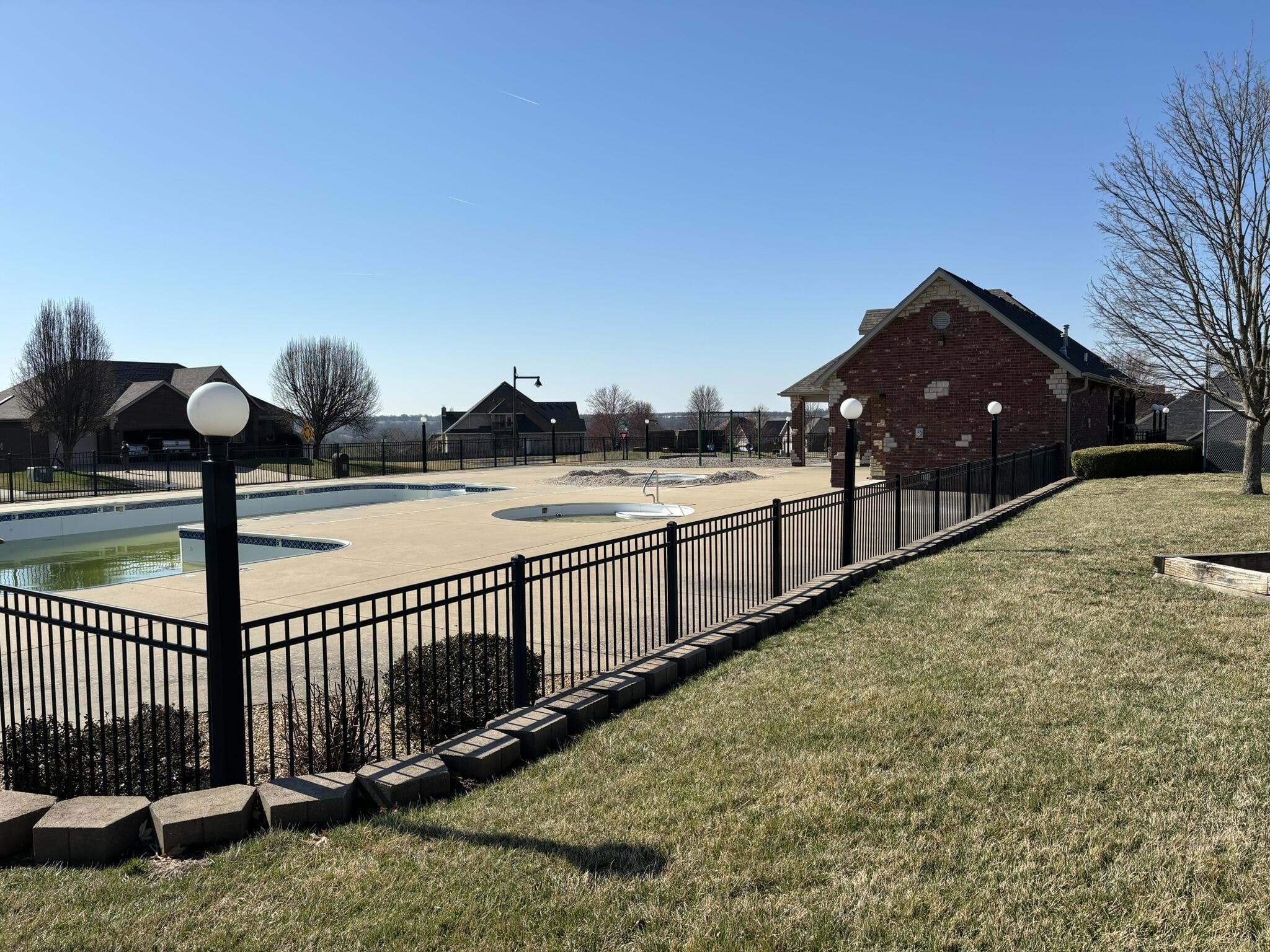 1085 West Franklin Court Property Photo 13
