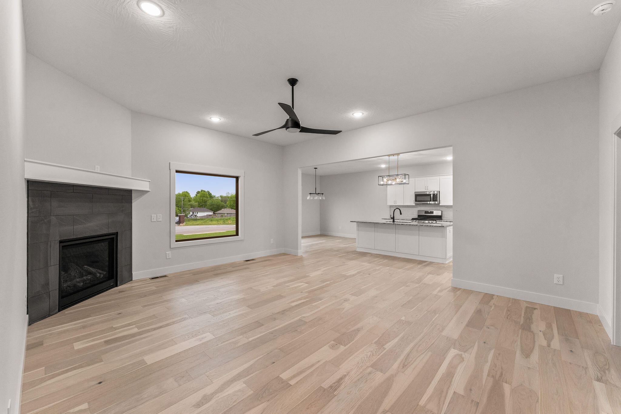 1085 West Franklin Court Property Photo 17