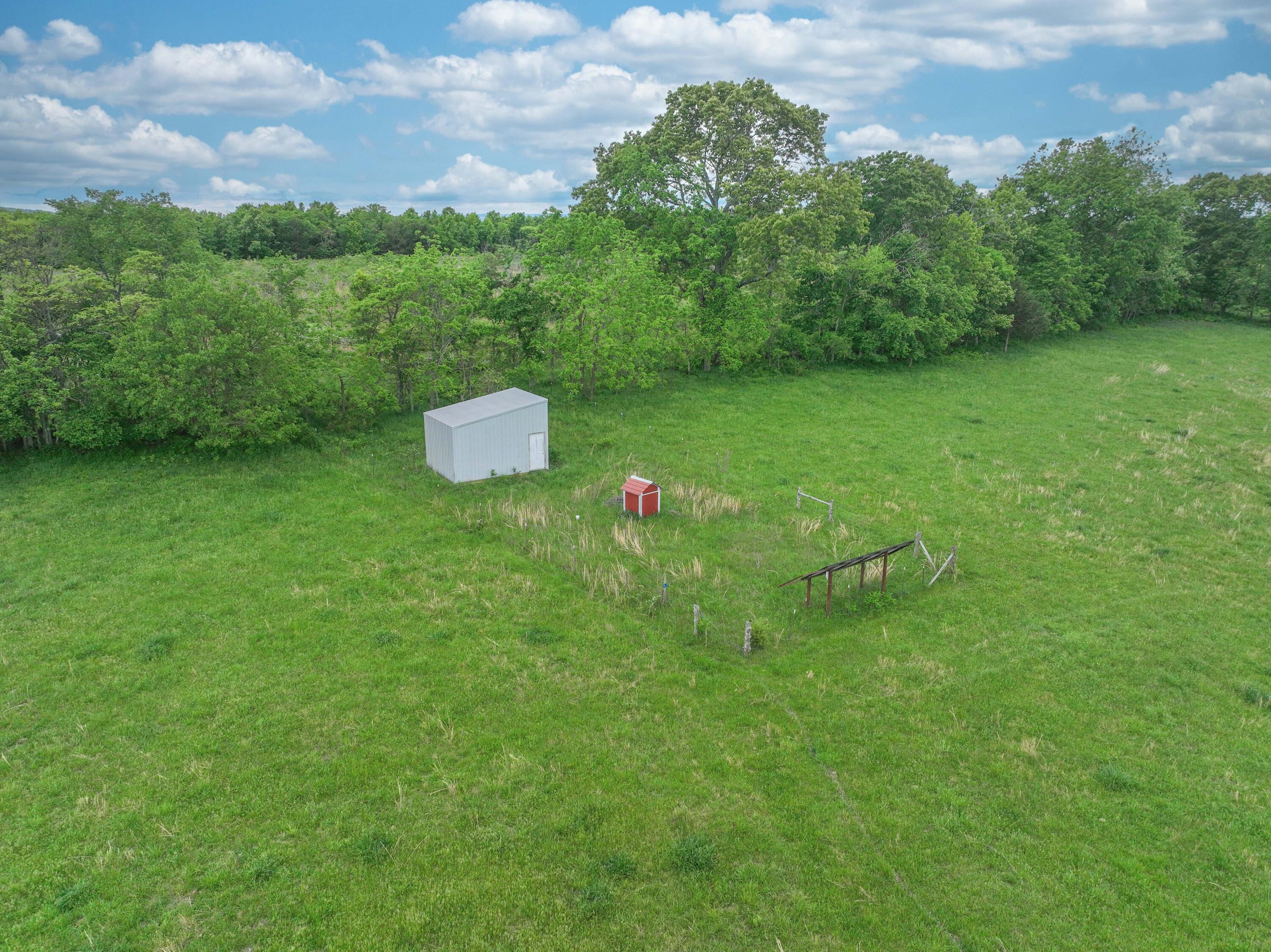 000 County Road W-256 Property Photo 9