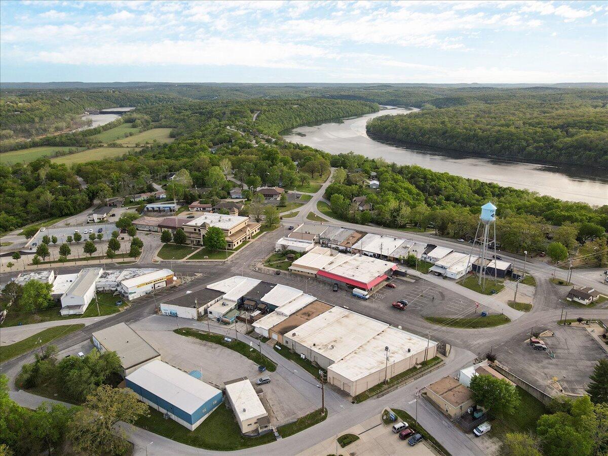 60266610 Property Photo 33