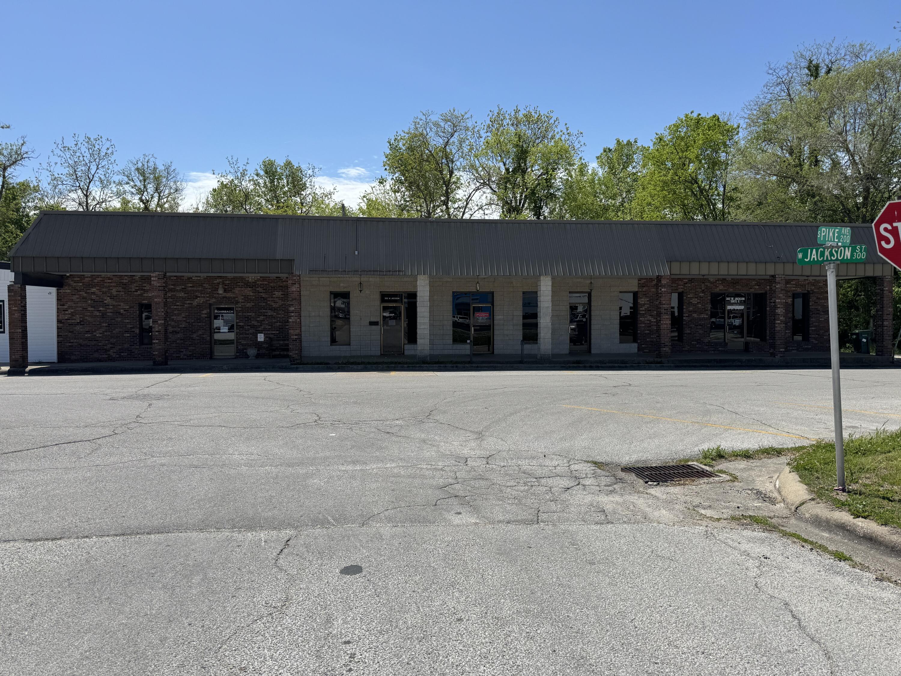 302 West Jackson Street Property Photo 1