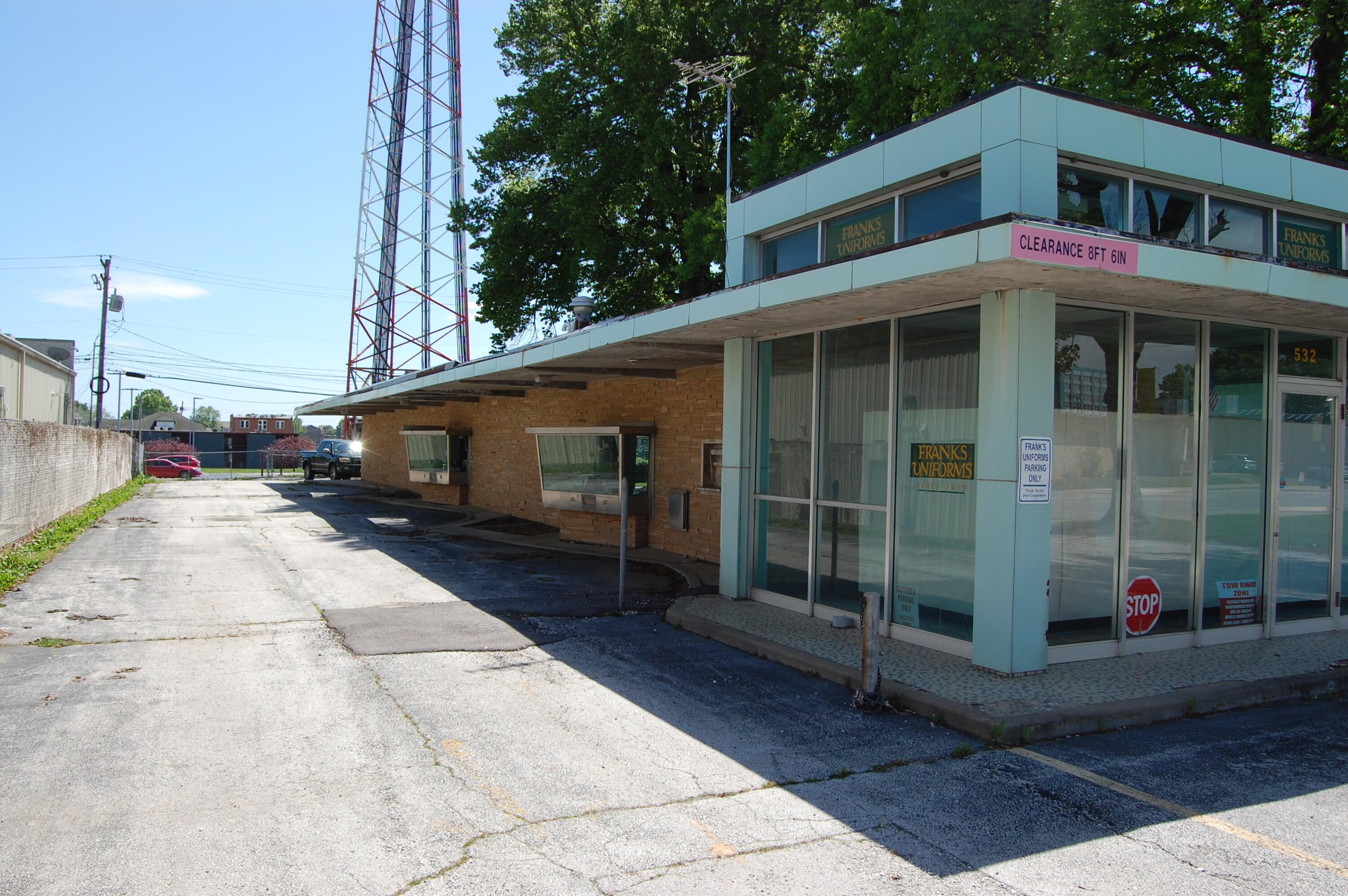 532 East Walnut Street Property Photo 5