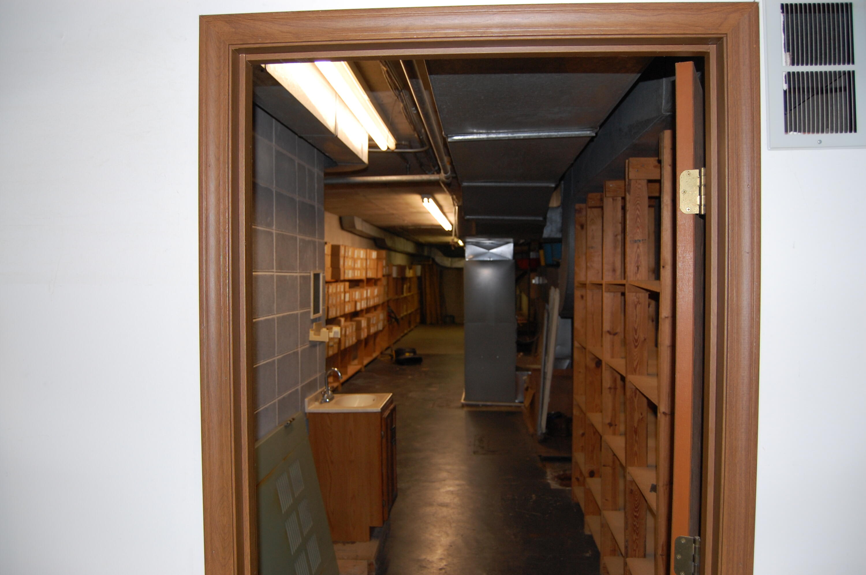 532 East Walnut Street Property Photo 18
