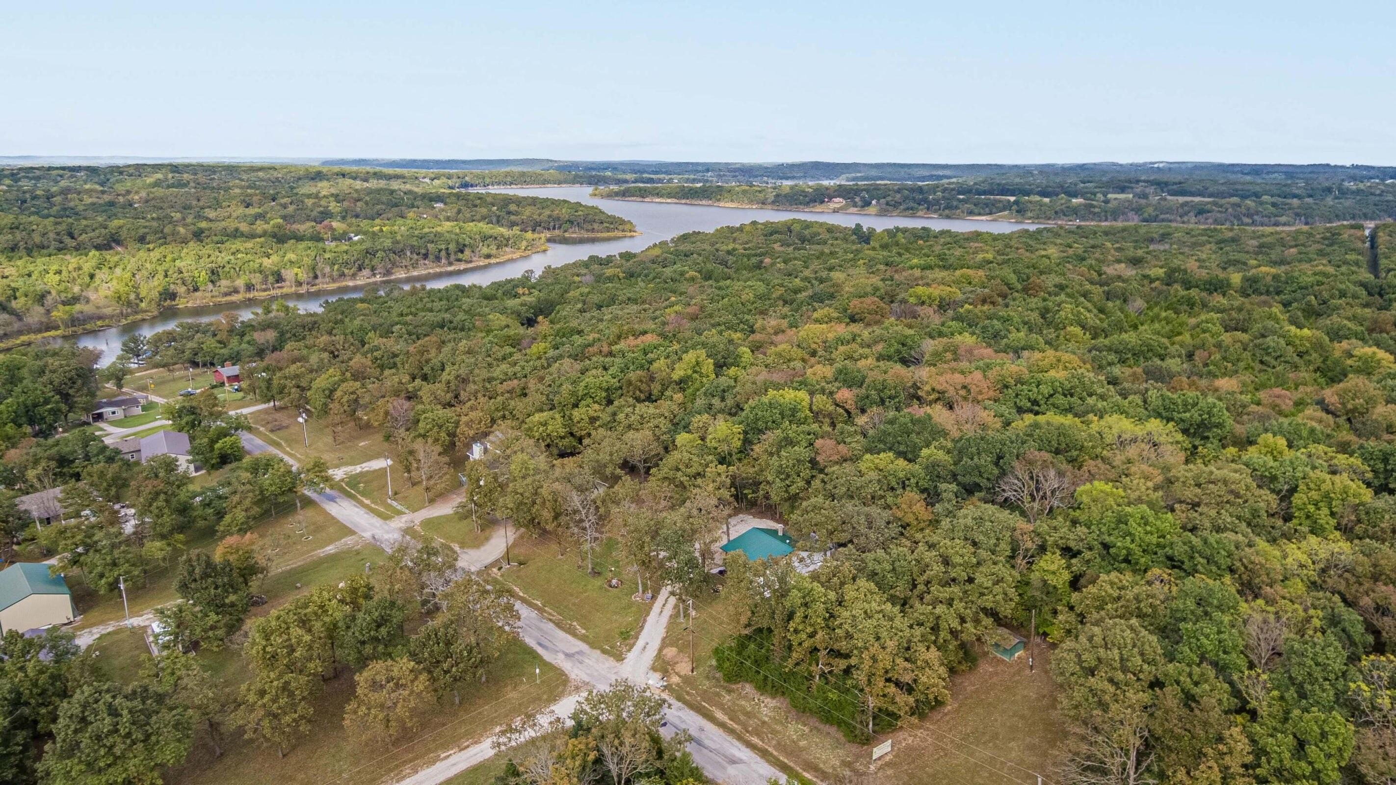 3142 Fishin Hole Road Property Photo 10