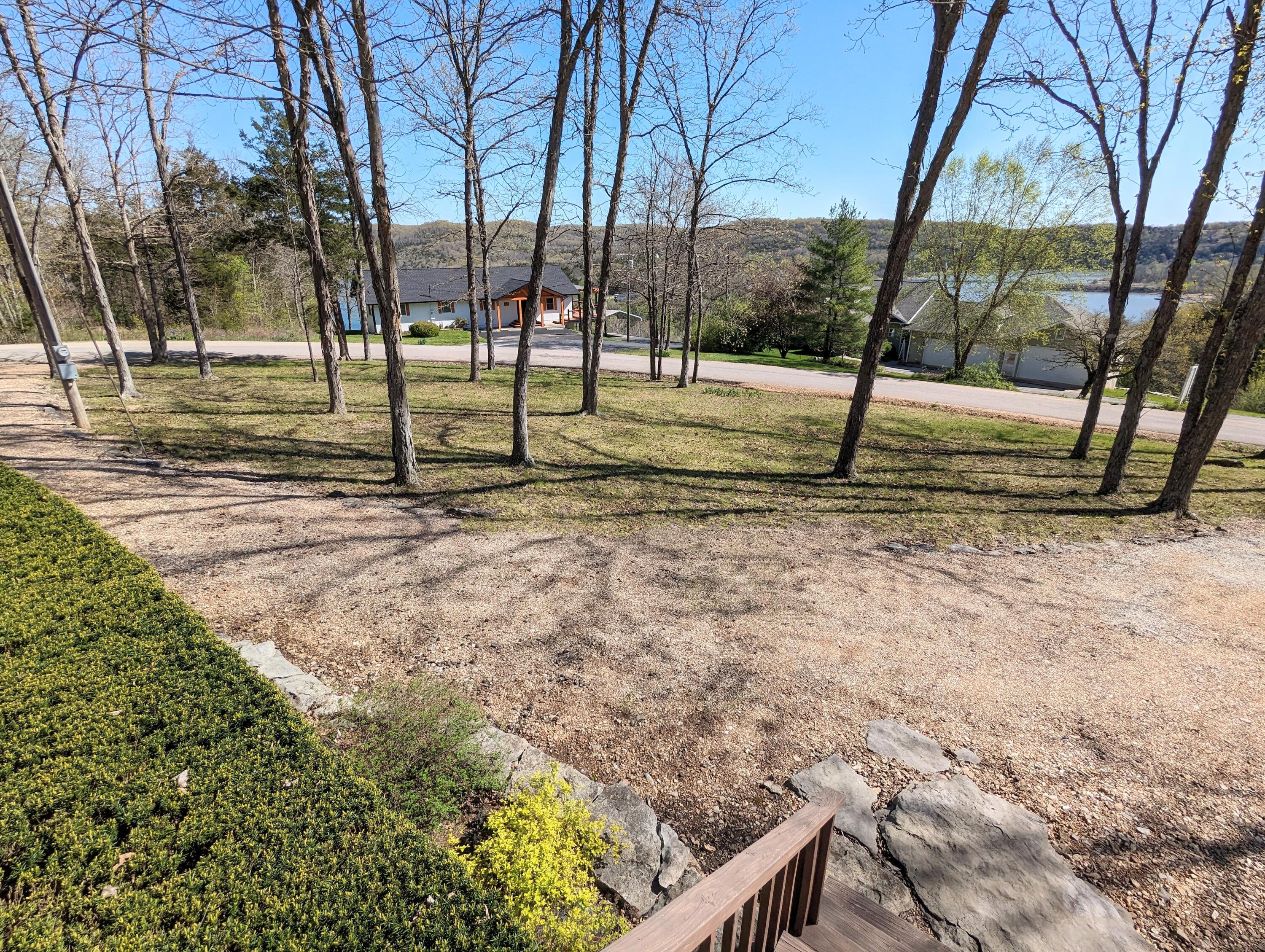 750 Saint Cloud Drive Property Photo 6