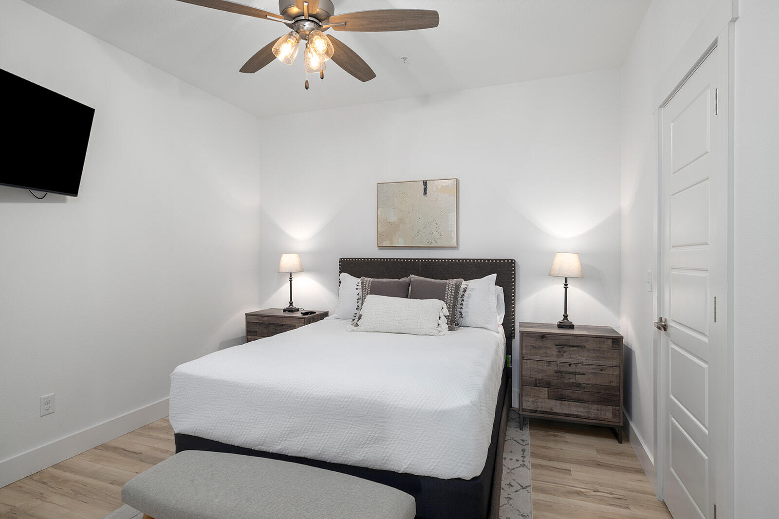 208 & 212 Chateau Mountain Hilltop Way Property Photo 12