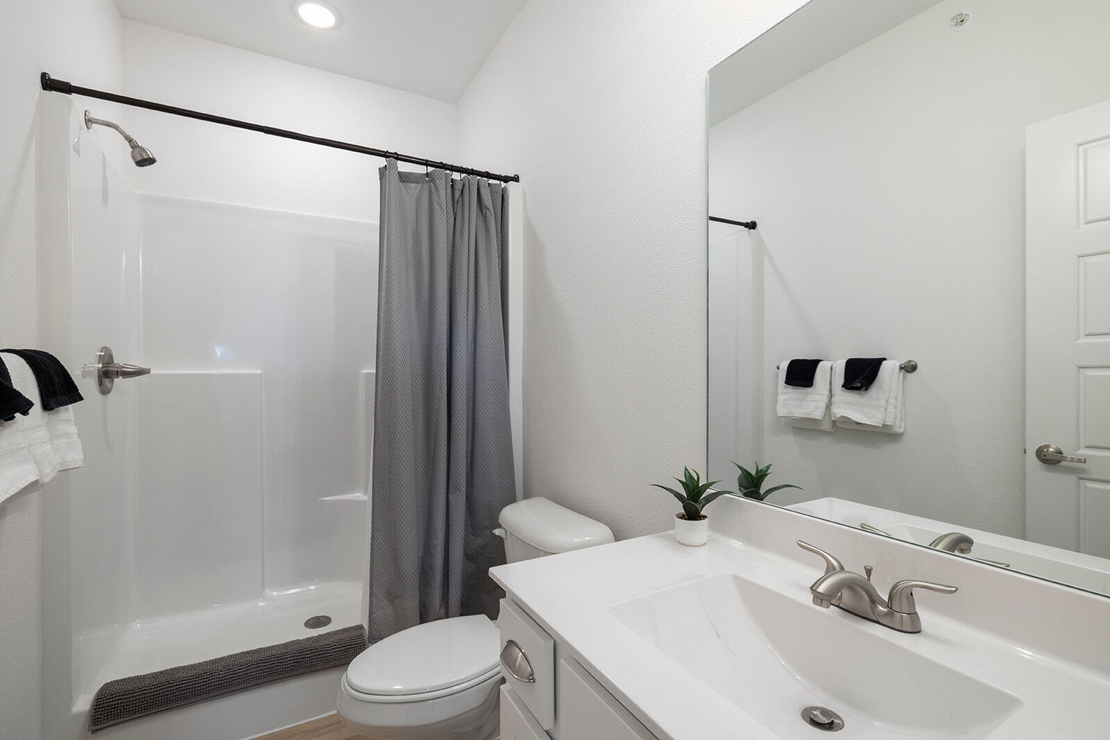 208 & 212 Chateau Mountain Hilltop Way Property Photo 16