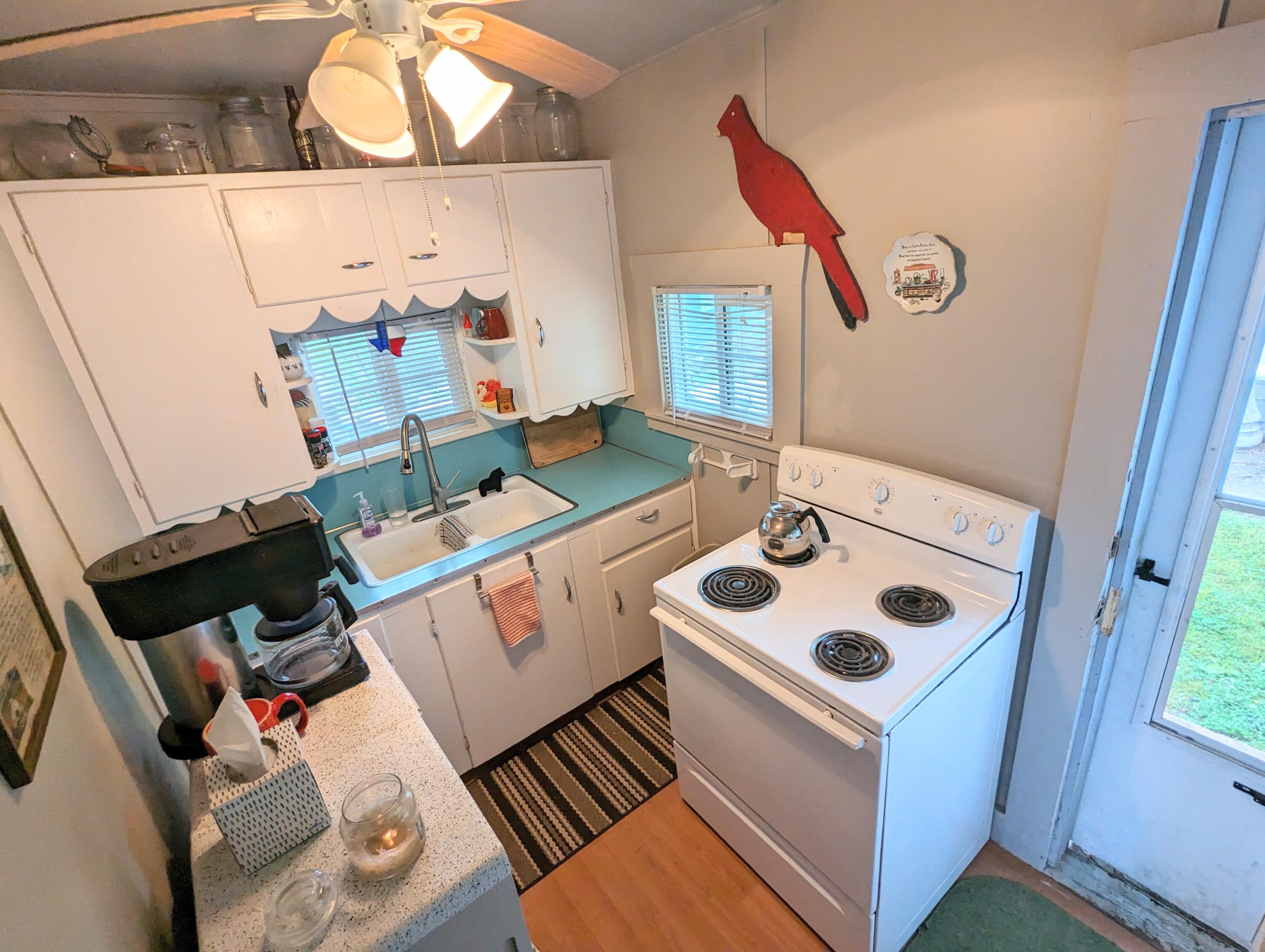 123 Recreation Avenue Property Photo 4