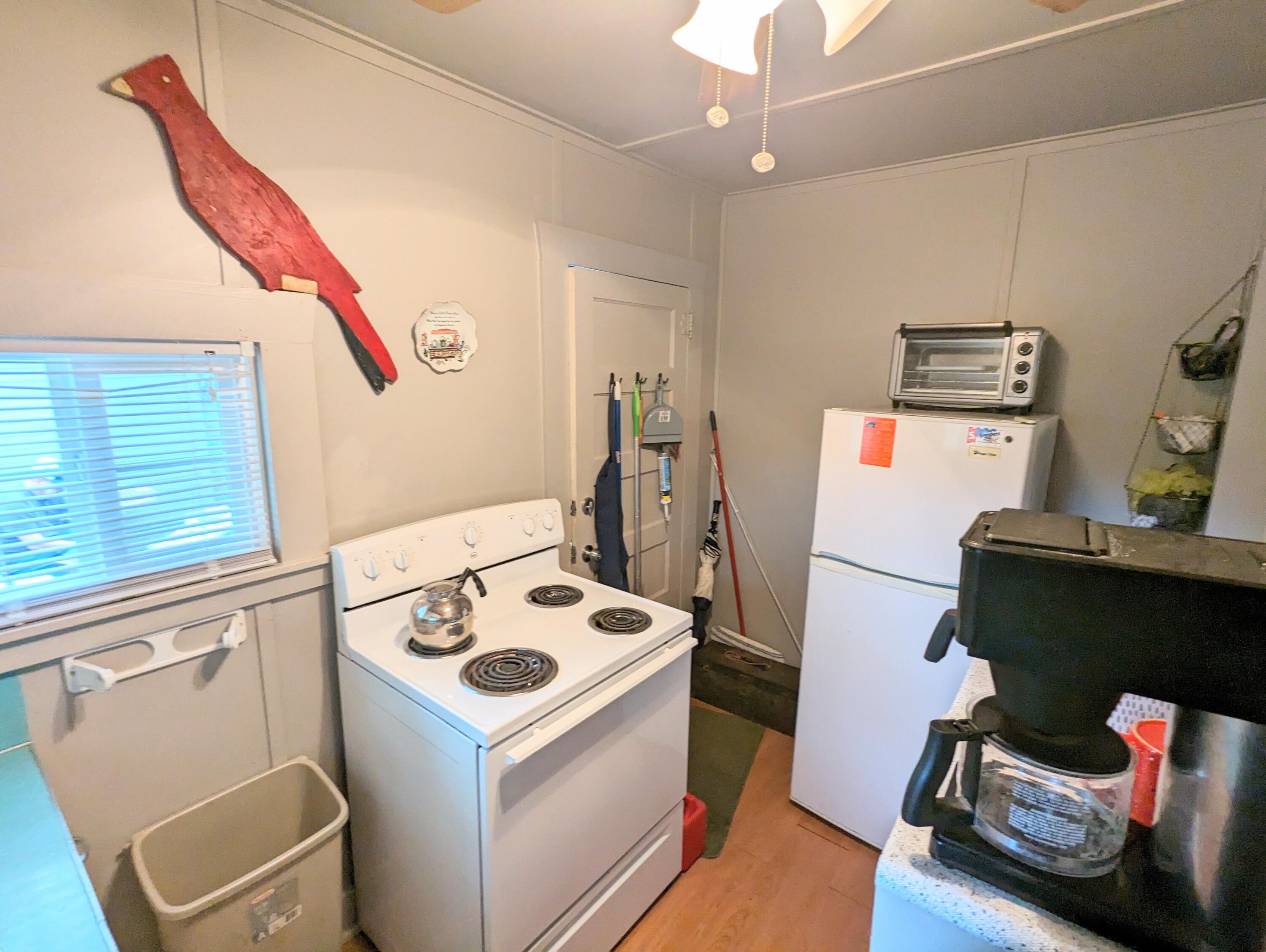 123 Recreation Avenue Property Photo 17