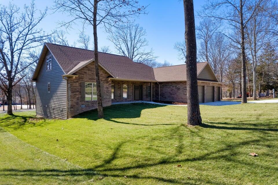 21942 Mill Creek Circle Property Photo 1