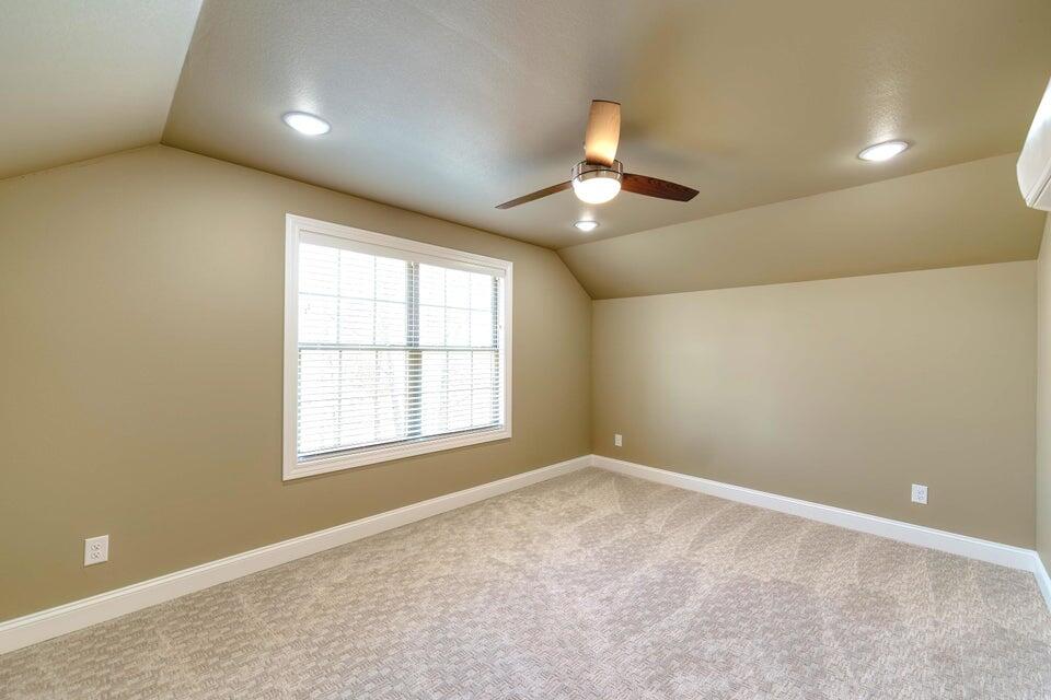21942 Mill Creek Circle Property Photo 26