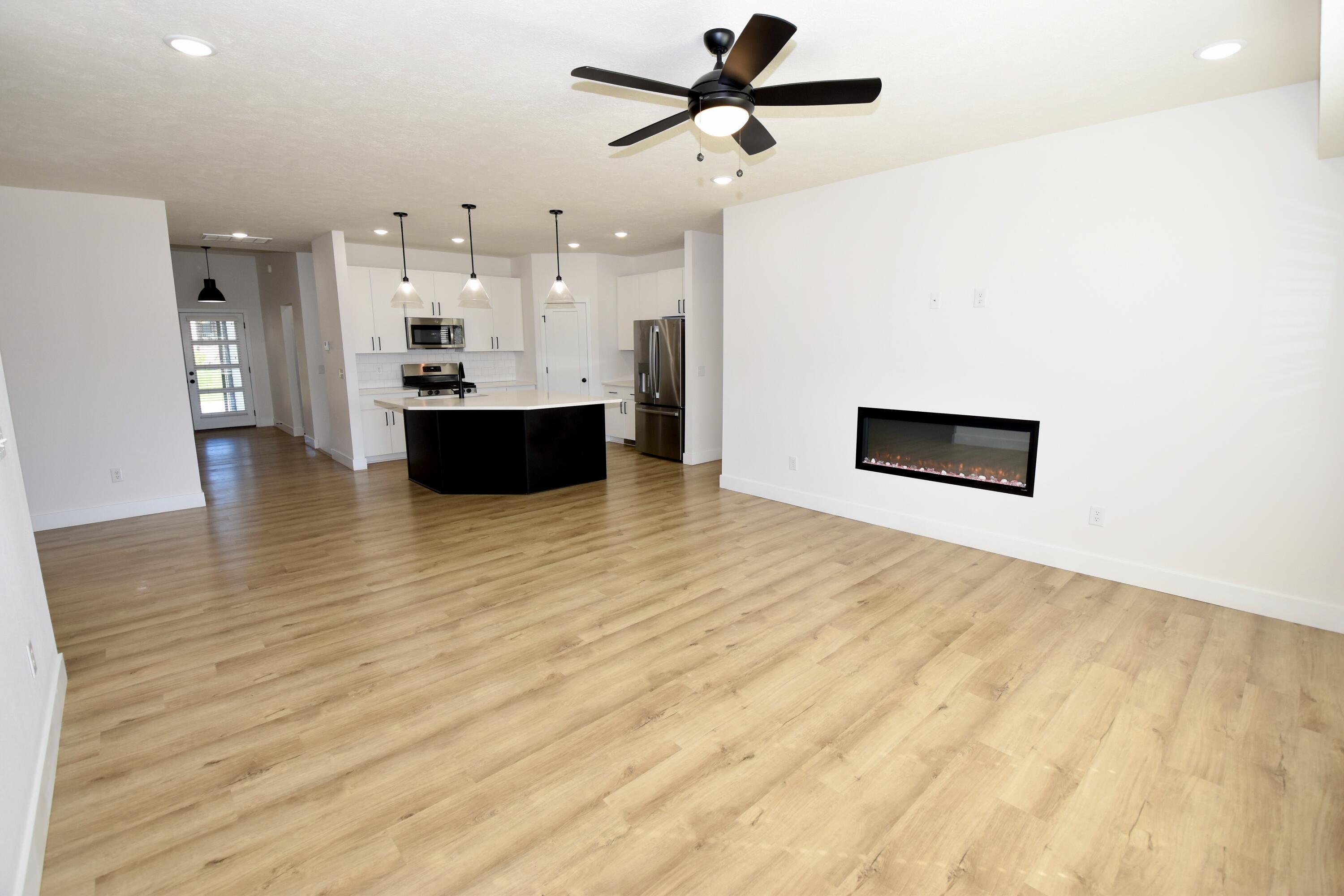 1505 North Thornhill Drive Property Photo 13