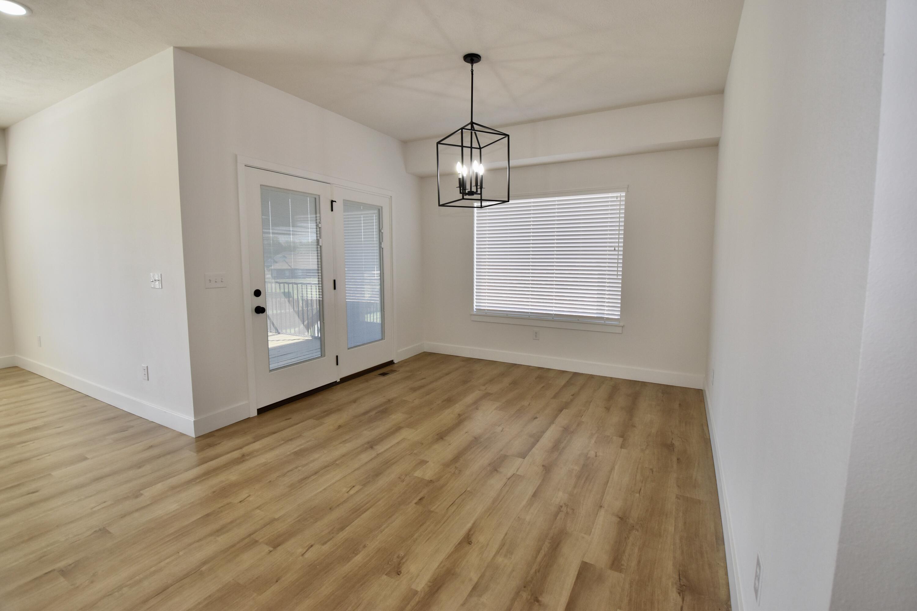 1505 North Thornhill Drive Property Photo 17