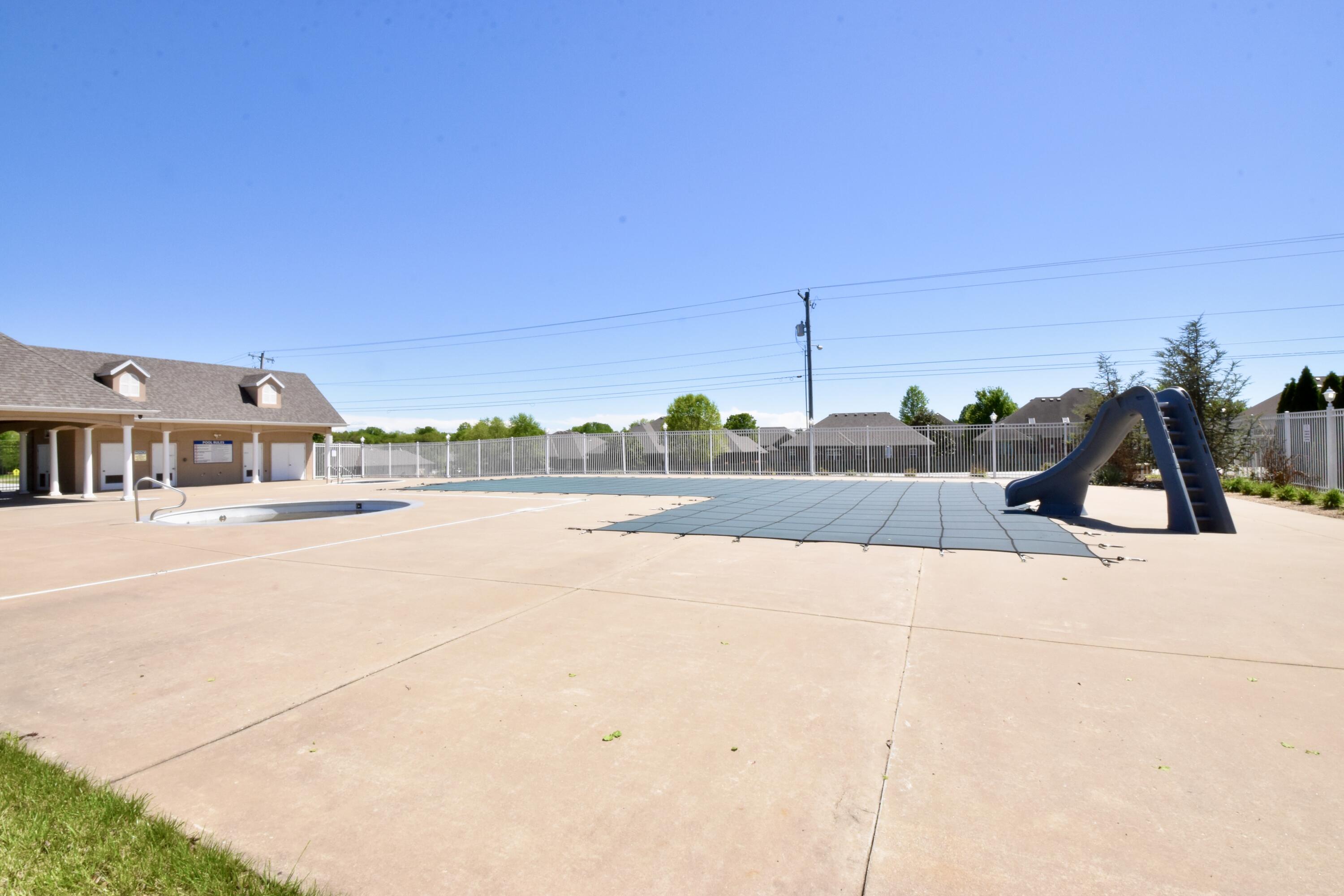 1505 North Thornhill Drive Property Photo 58