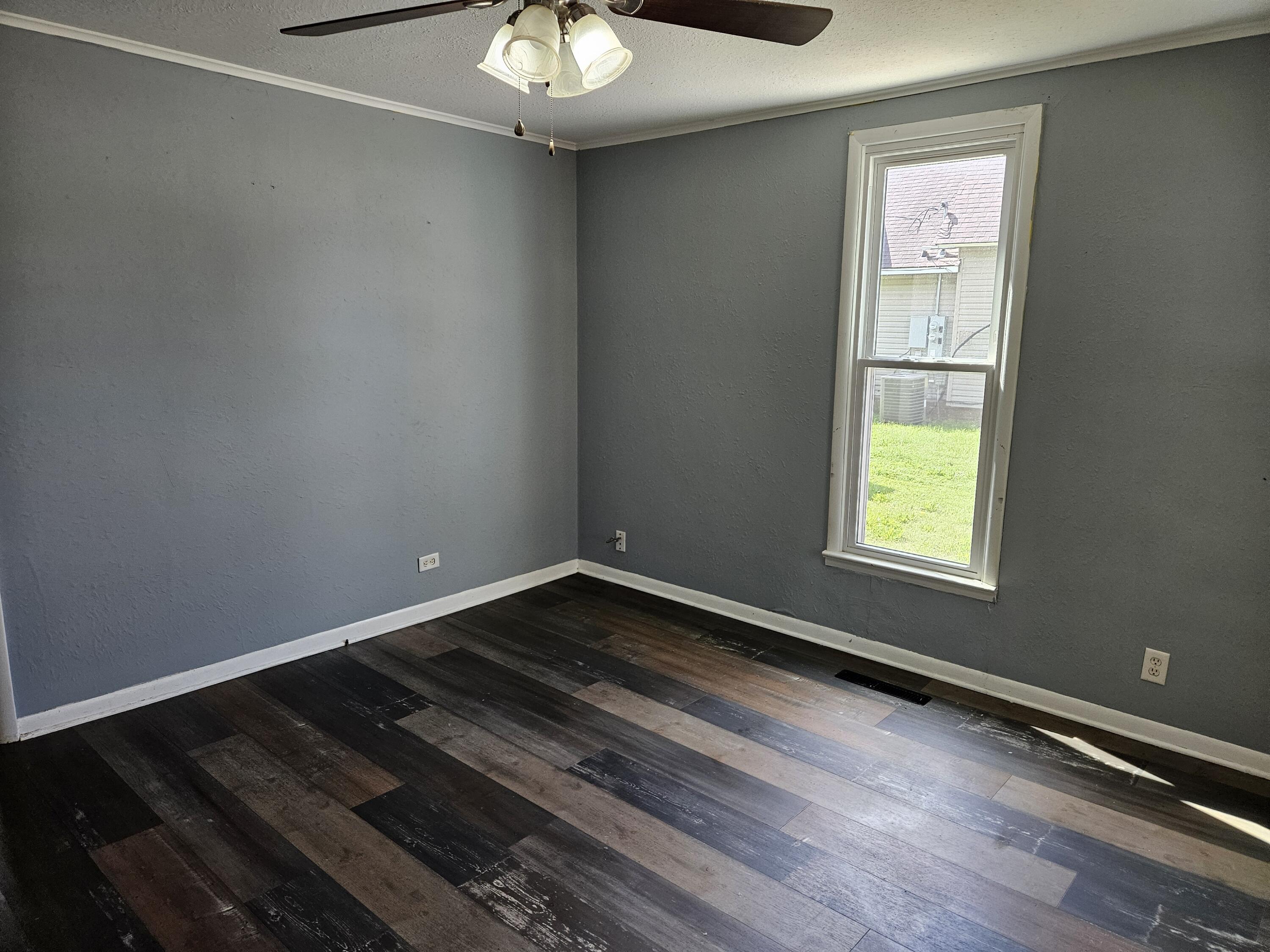 720 Porter Avenue Property Photo 4
