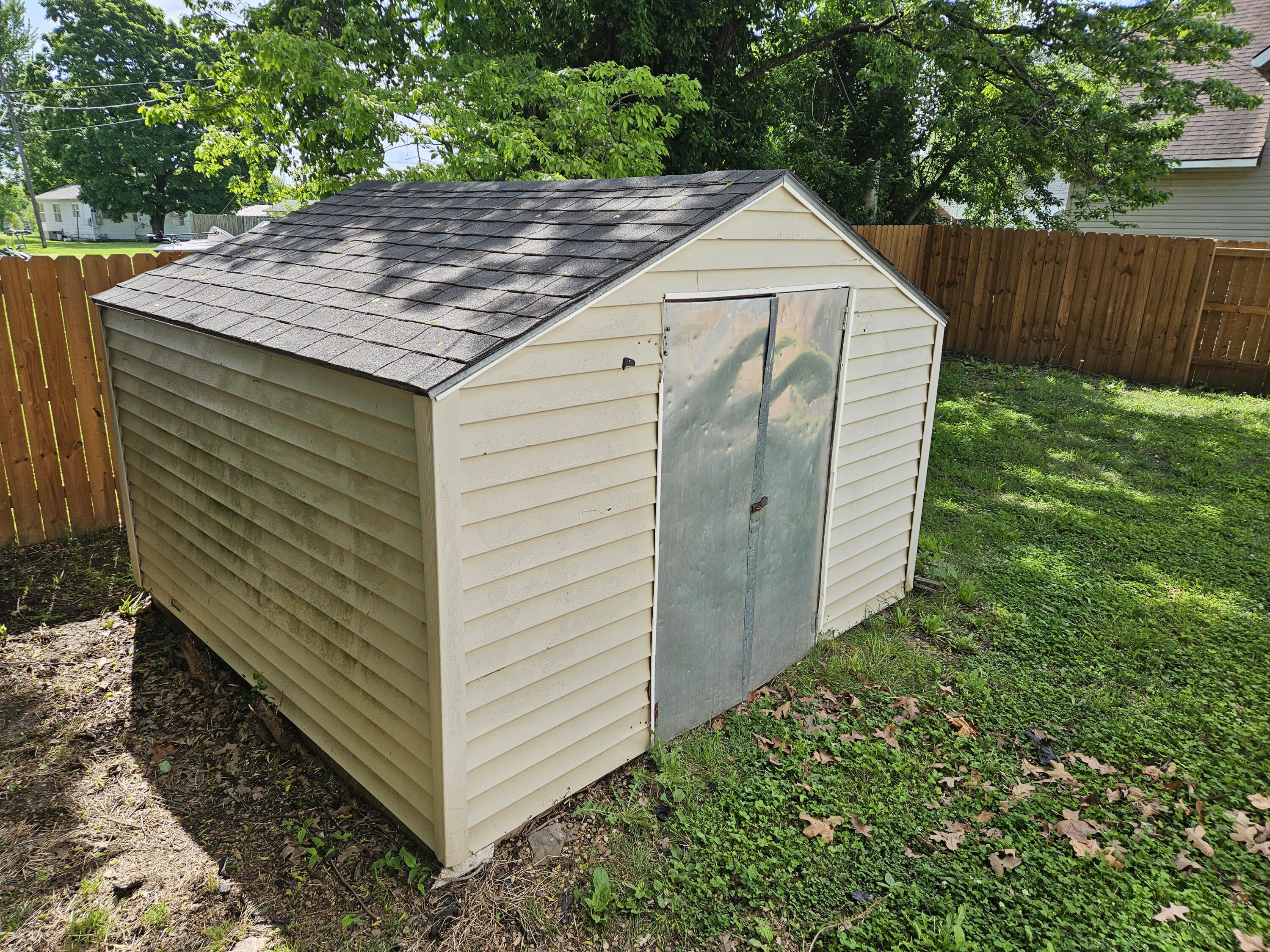 720 Porter Avenue Property Photo 10