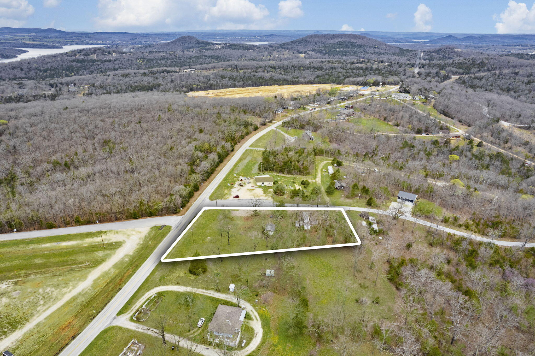 1699 State Highway H Property Photo 3