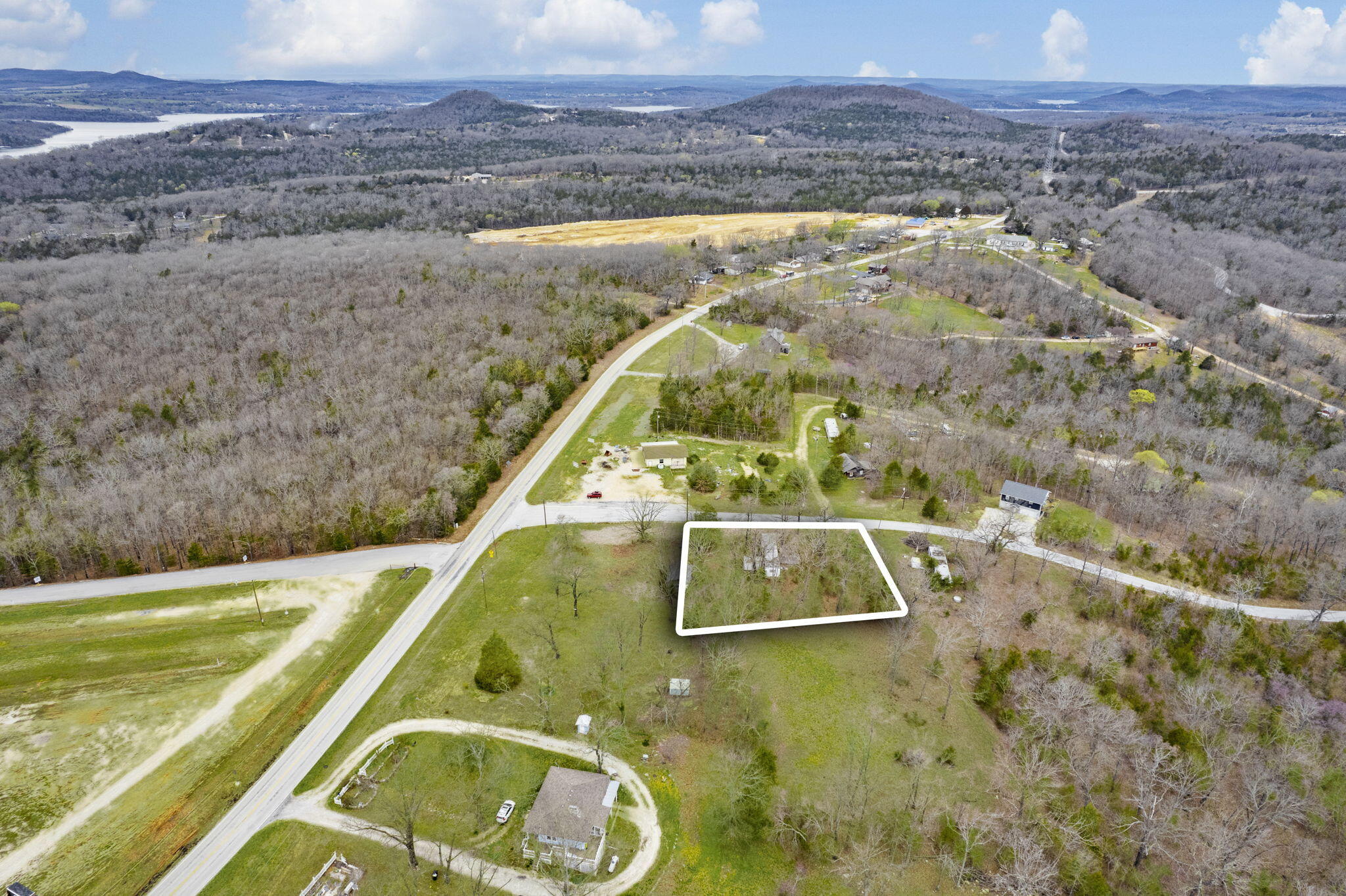 1699 State Highway H Property Photo 3