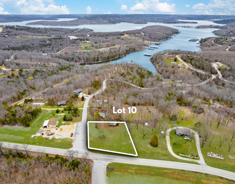 1699 State Highway H Property Photo