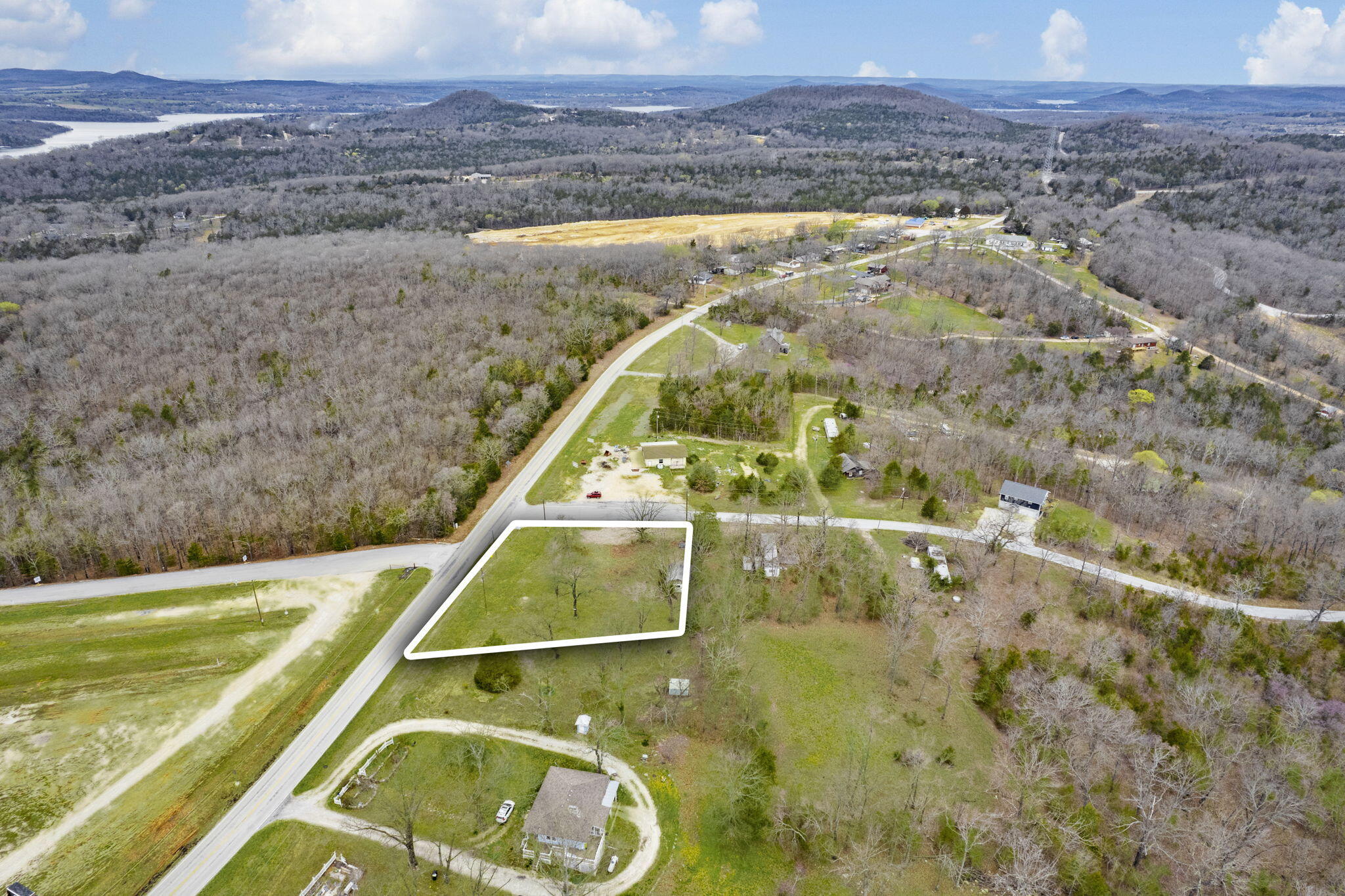1699 State Highway H Property Photo 3