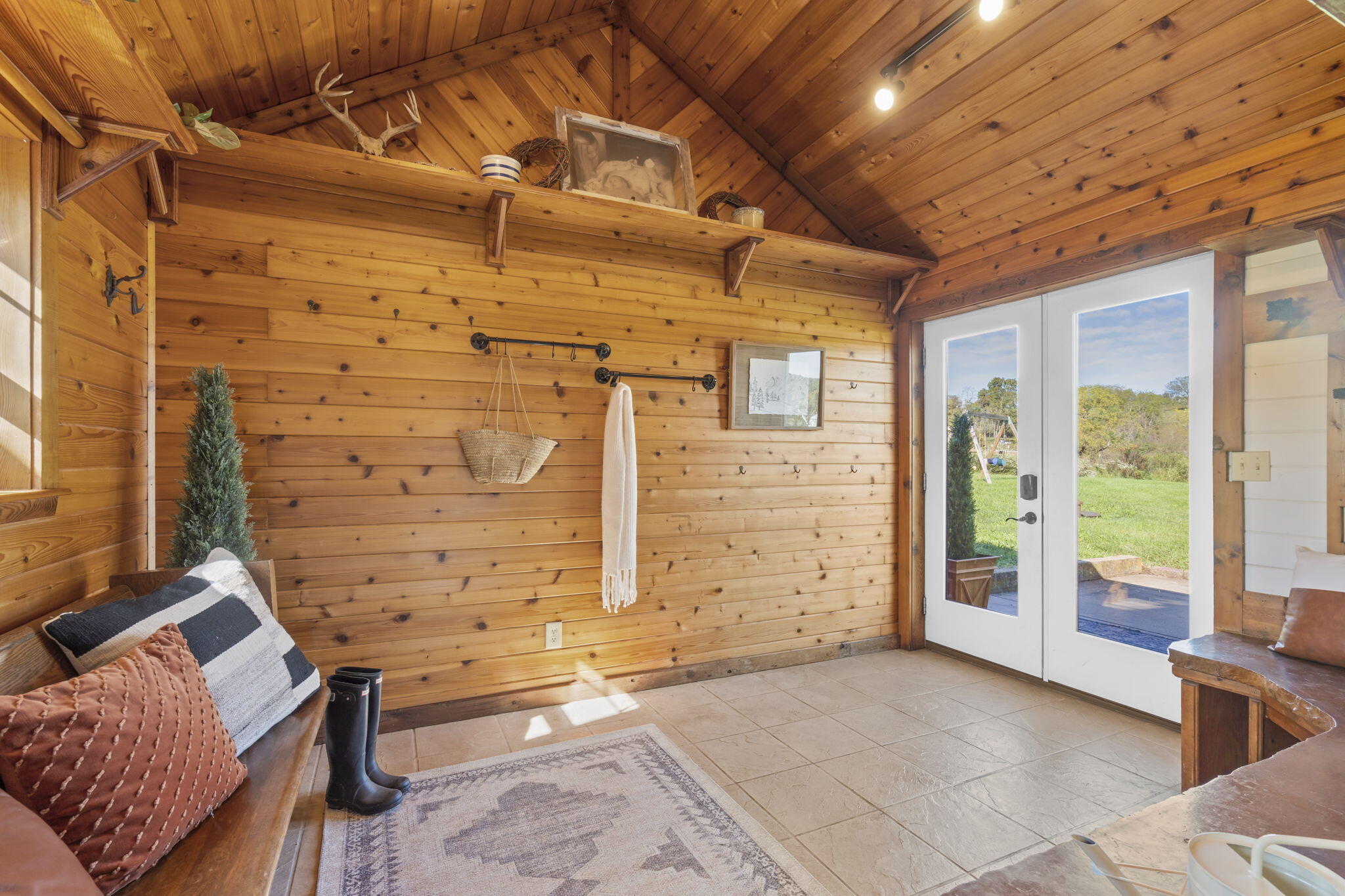 2167 Susanna Road Property Photo 18