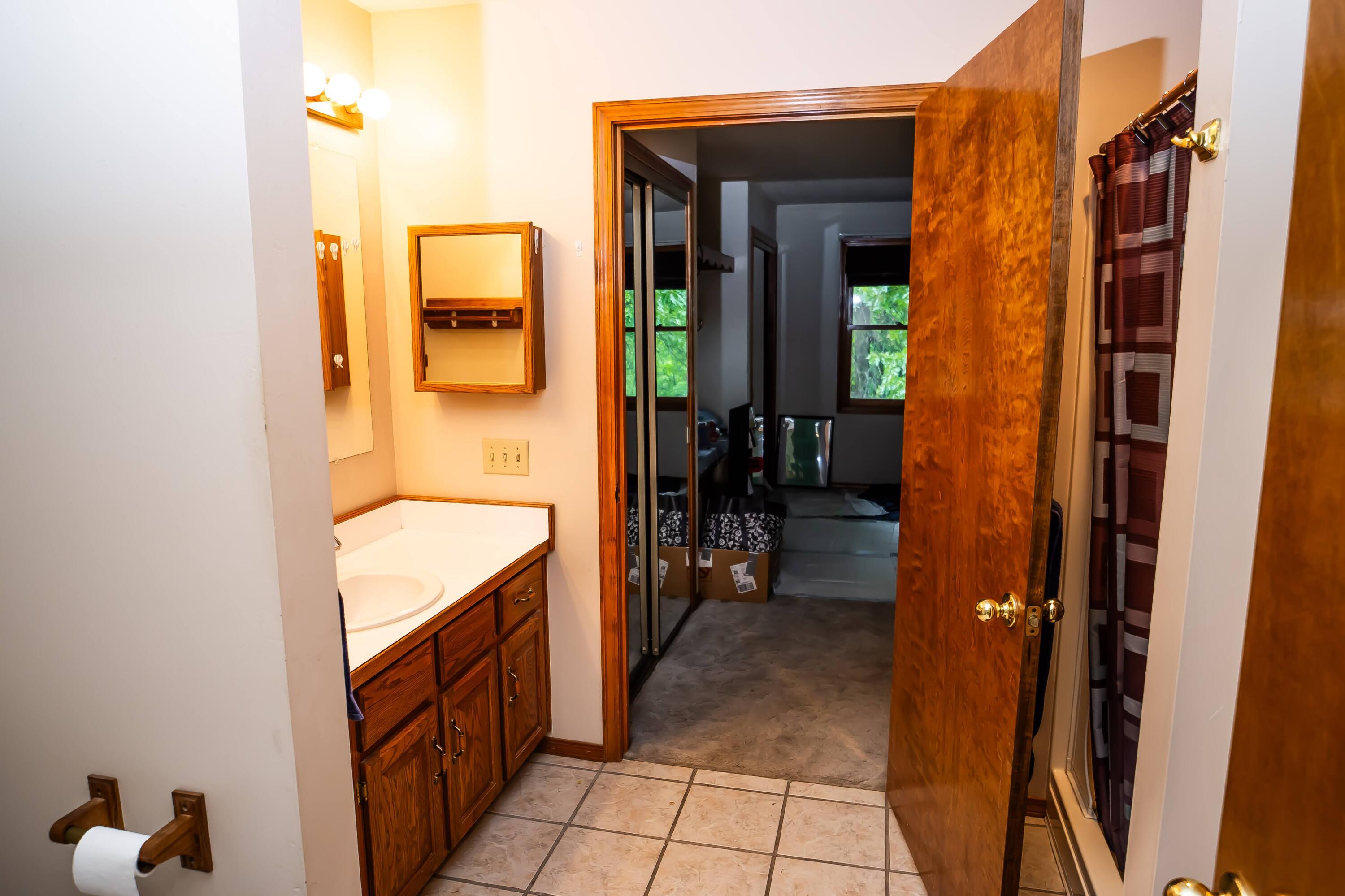 3672 East Farm Road 26 Property Photo 13