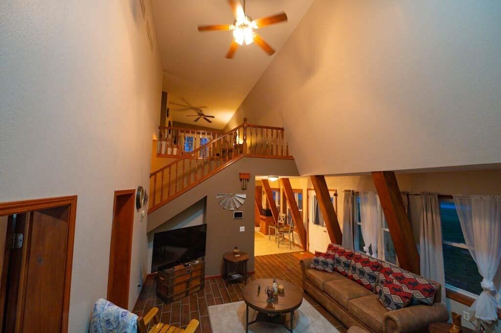 4425 E 360 Rd Property Photo 21