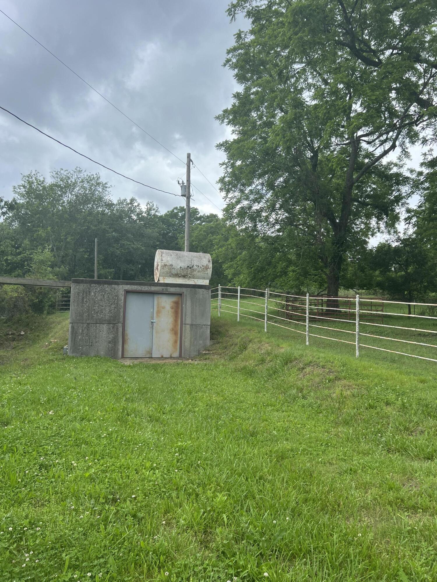 7828 Newkirk Road Property Photo 12