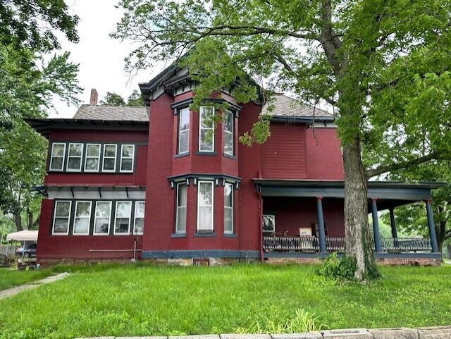 624 South Ash Street Property Photo 6
