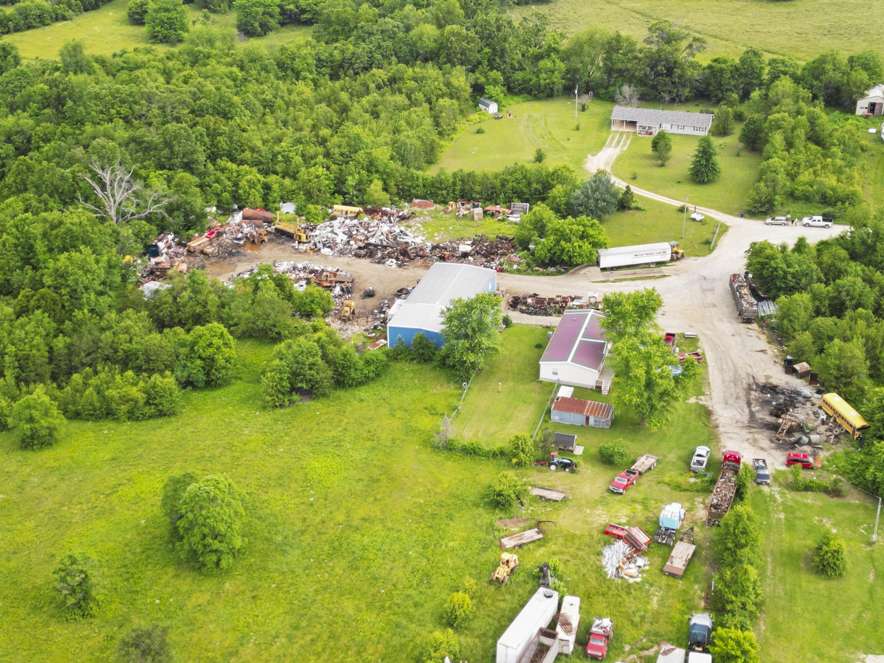 1219 Private Road 1060 Property Photo 6