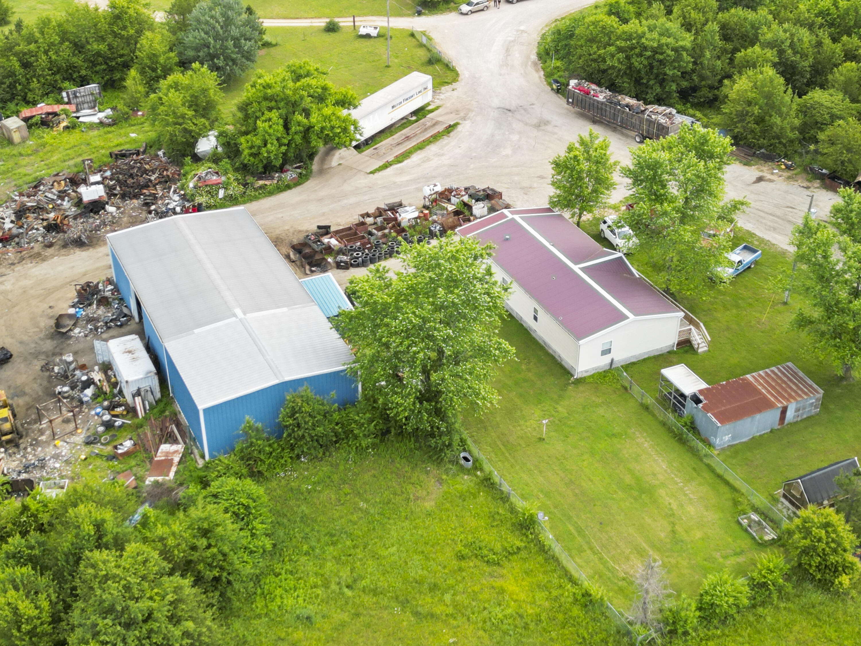 1219 Private Road 1060 Property Photo 8