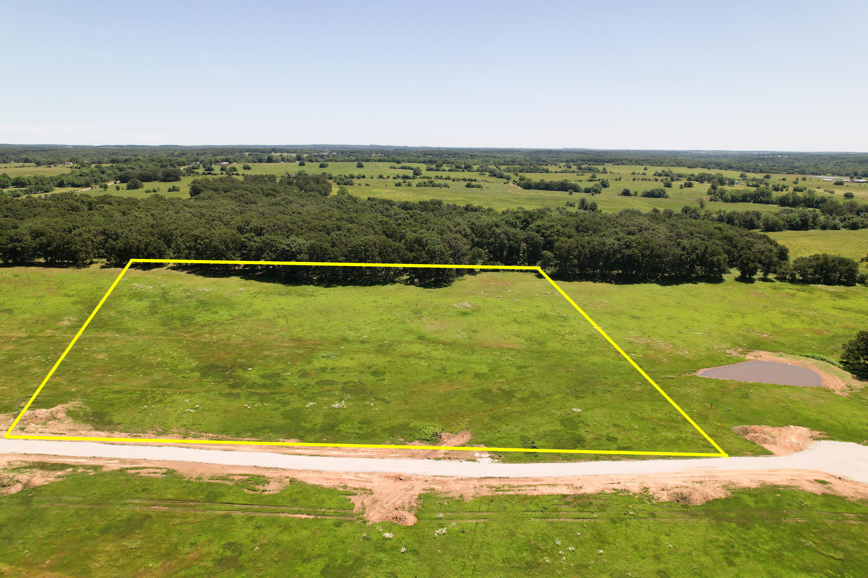 007 East Highway 32 Property Photo 1