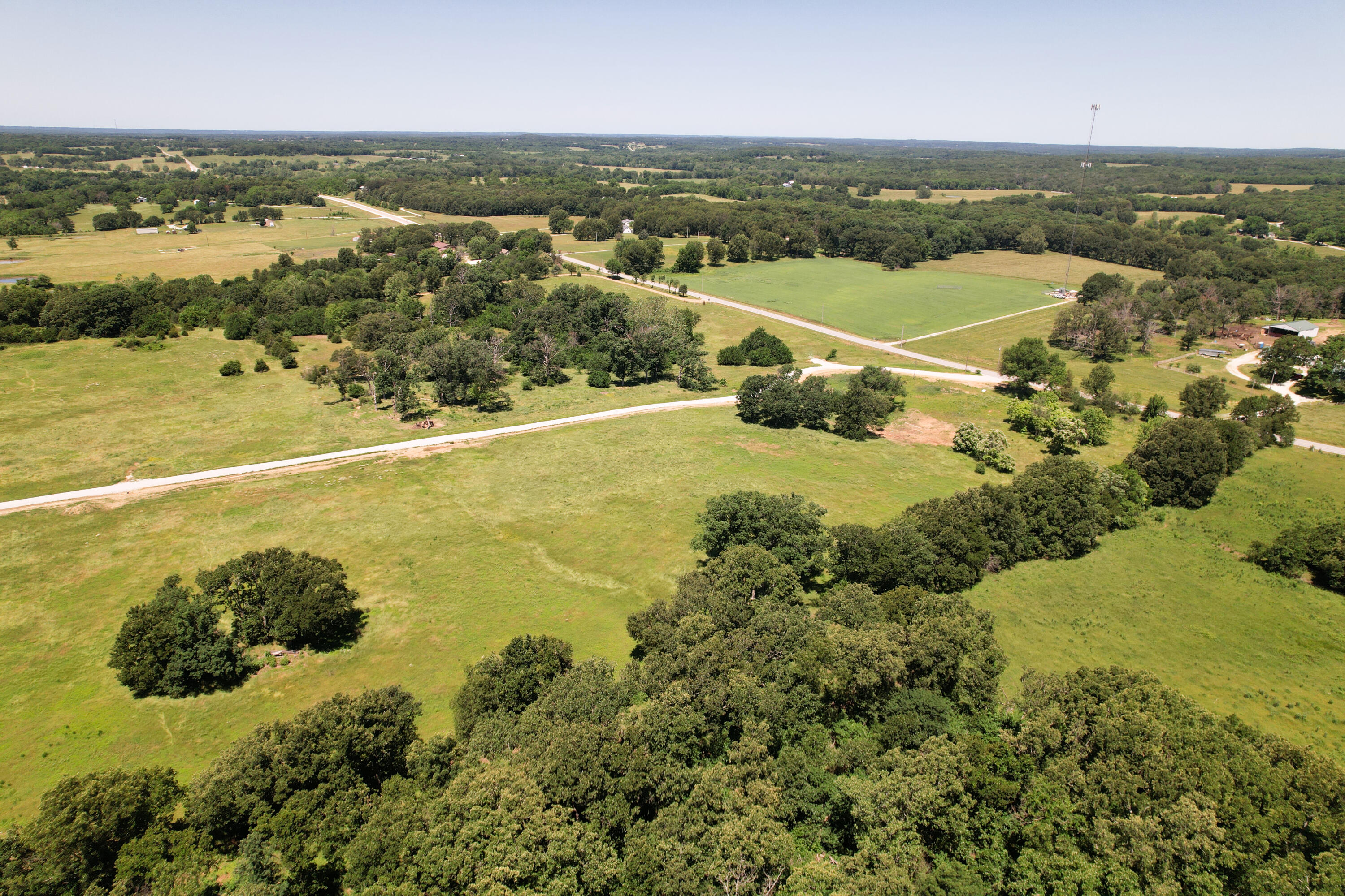 007 East Highway 32 Property Photo 4