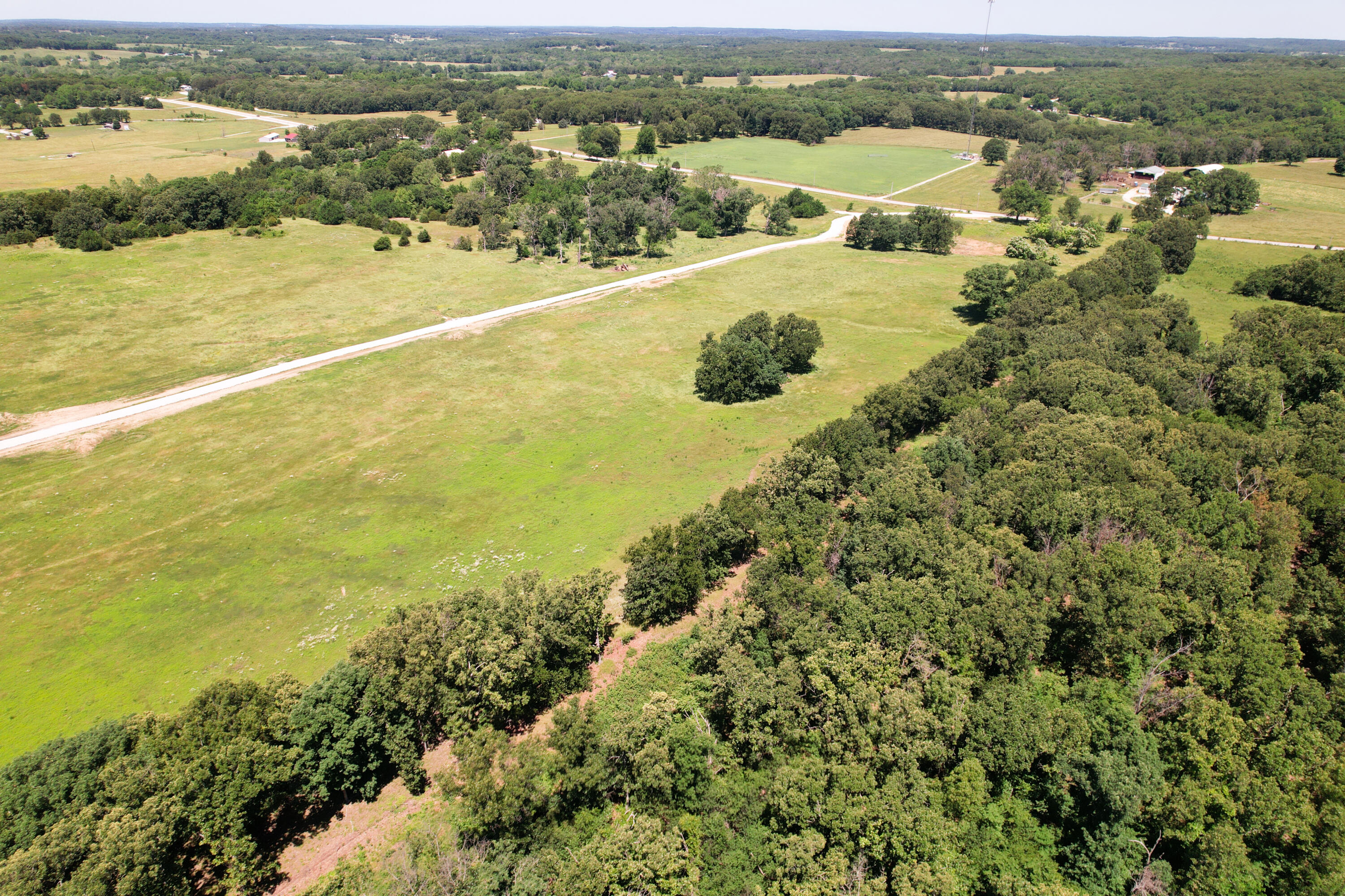 007 East Highway 32 Property Photo 5