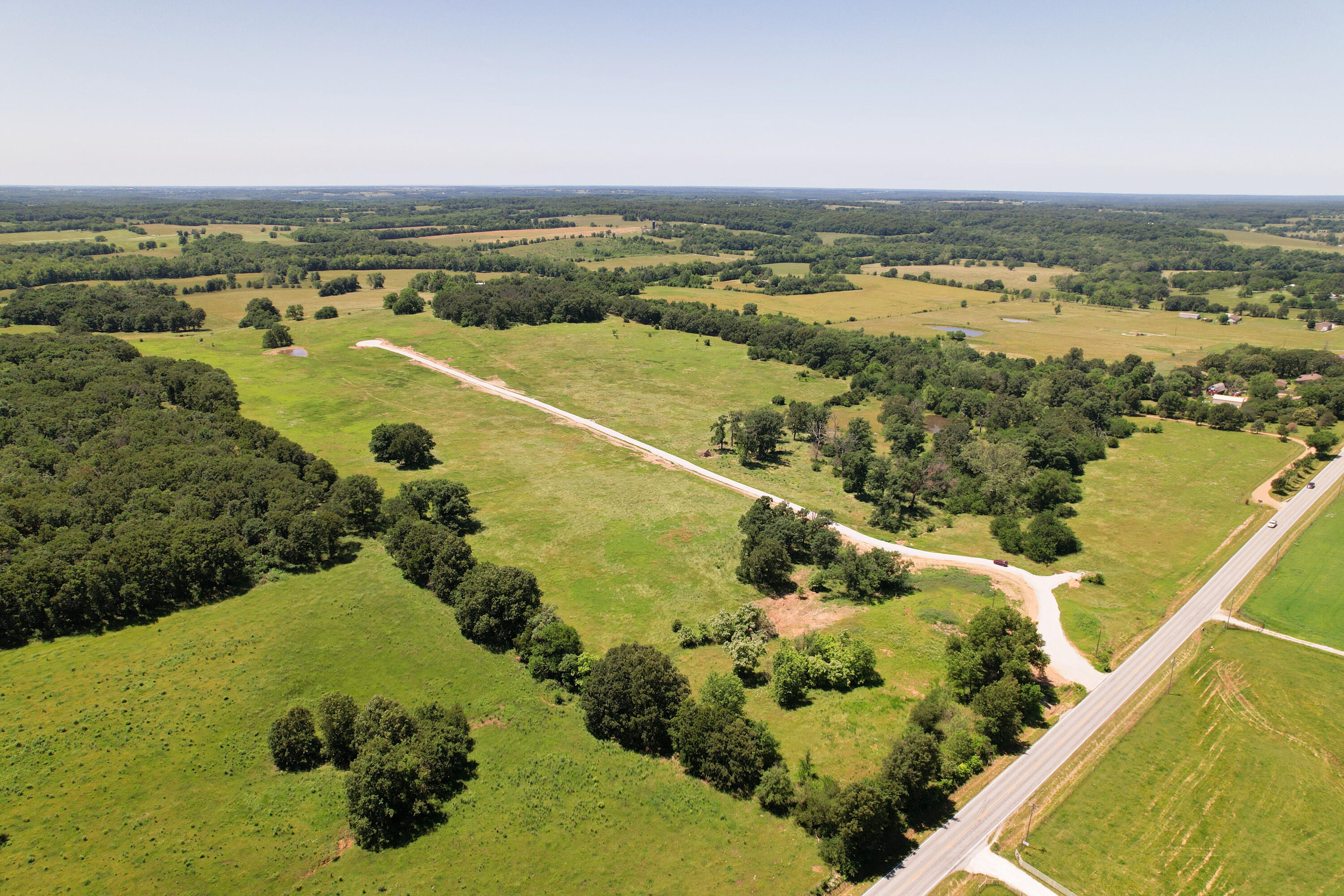 007 East Highway 32 Property Photo 8