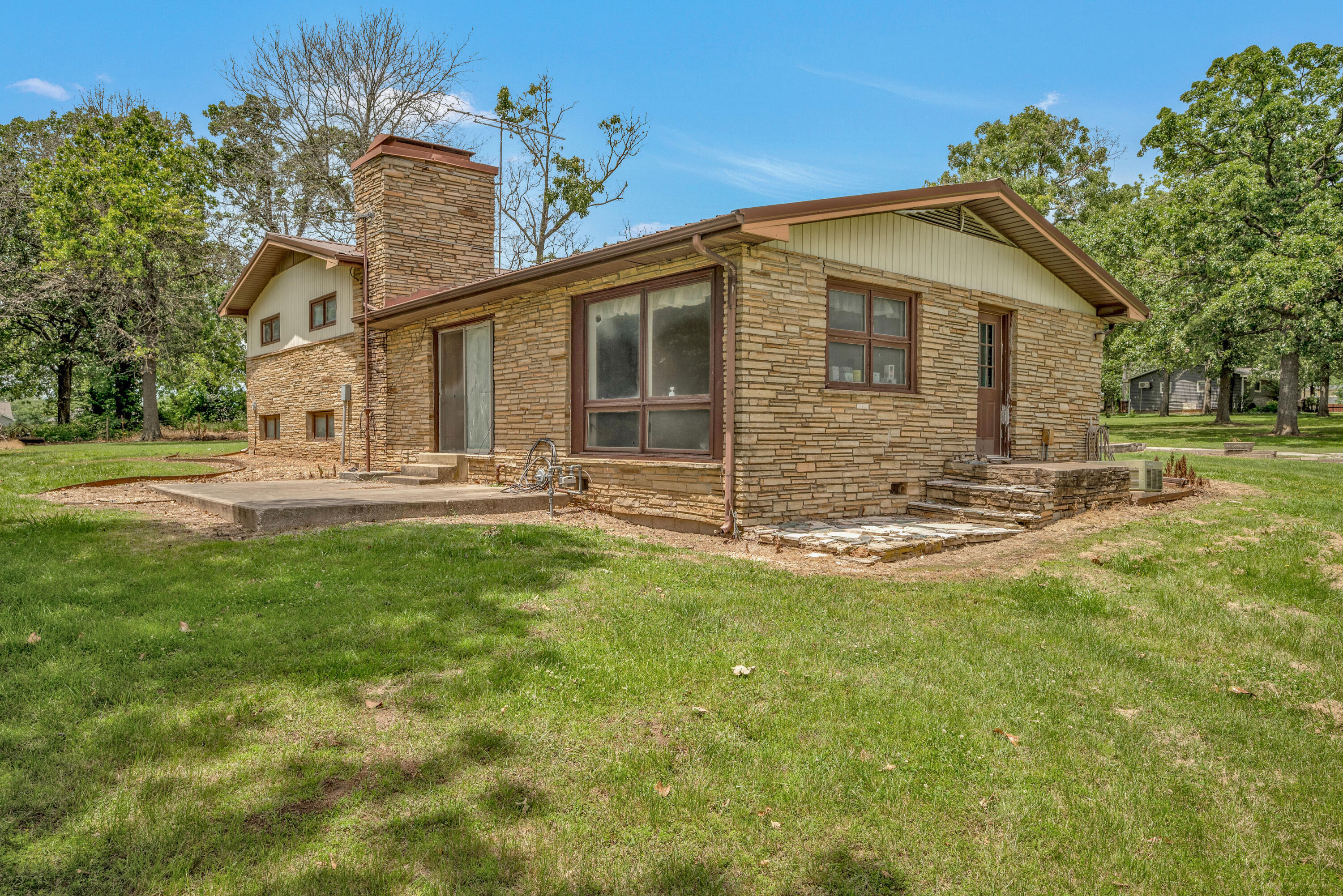 2984 Oak Ridge Extension Property Photo 2