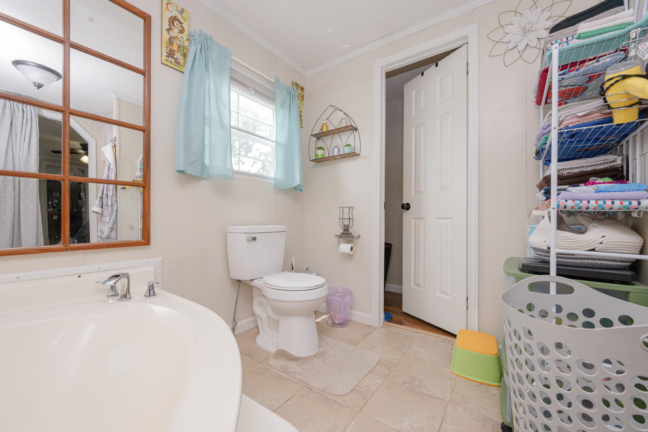 3555 Farm Road 1012 Property Photo 9