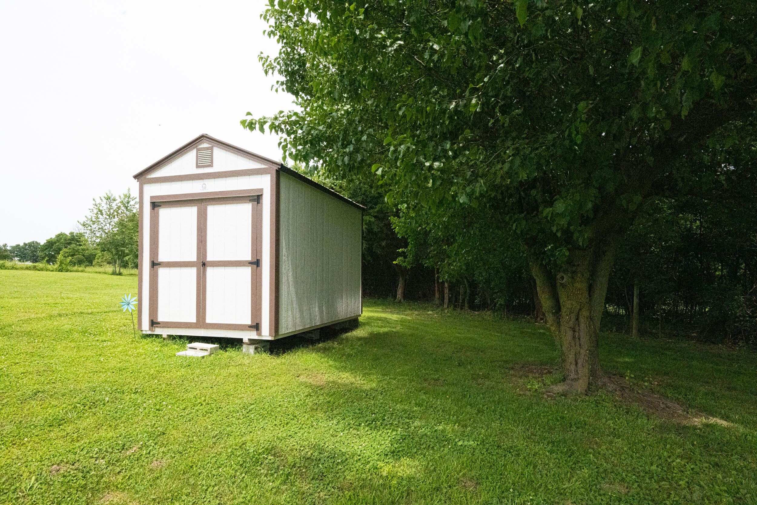 3555 Farm Road 1012 Property Photo 17