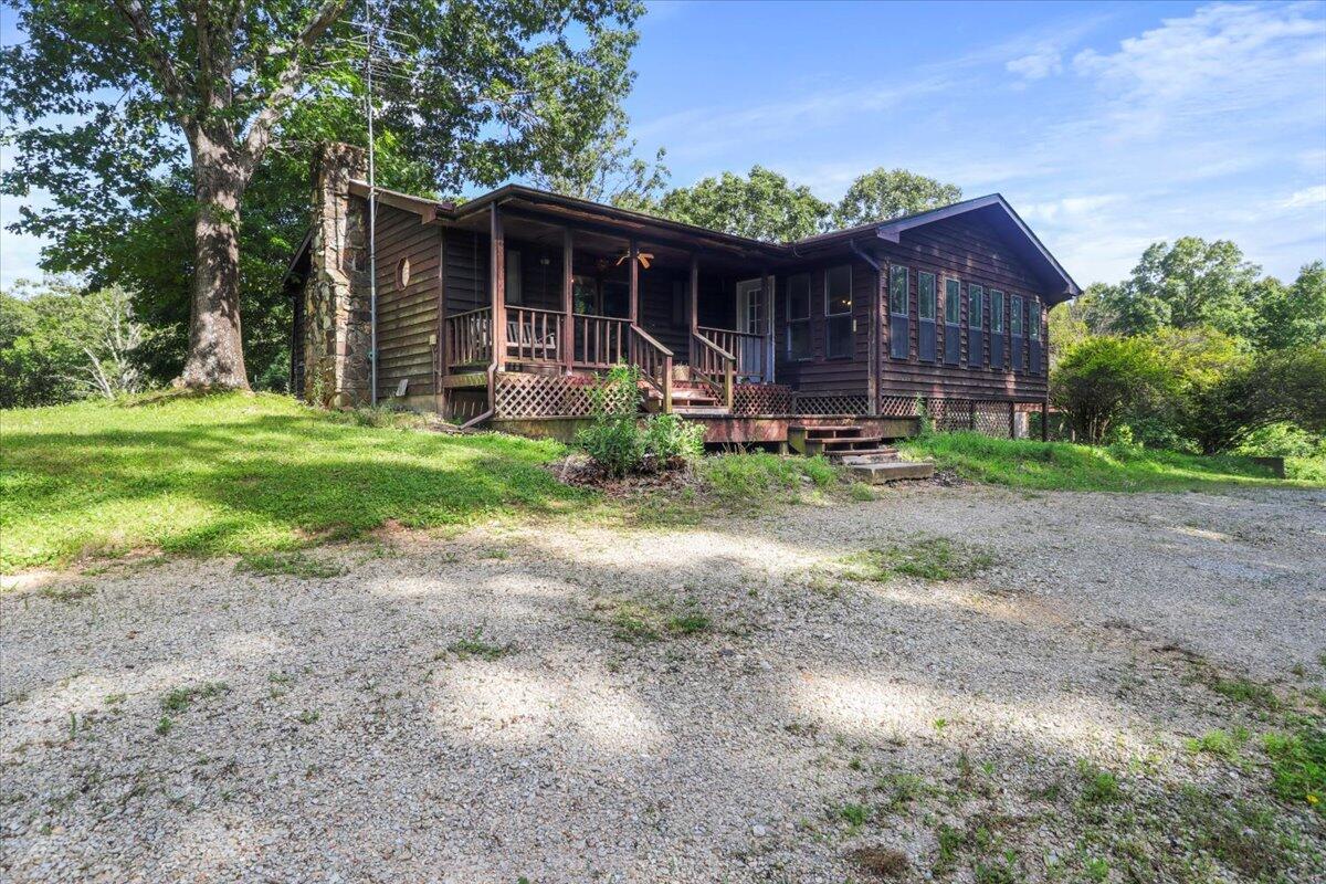 9845 County Road 8530 Property Photo 5
